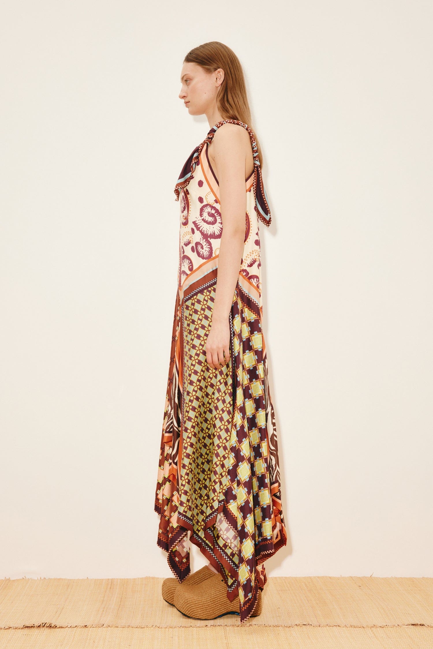 Alemaïs Wilson Silk Midi Dress robe soie col V