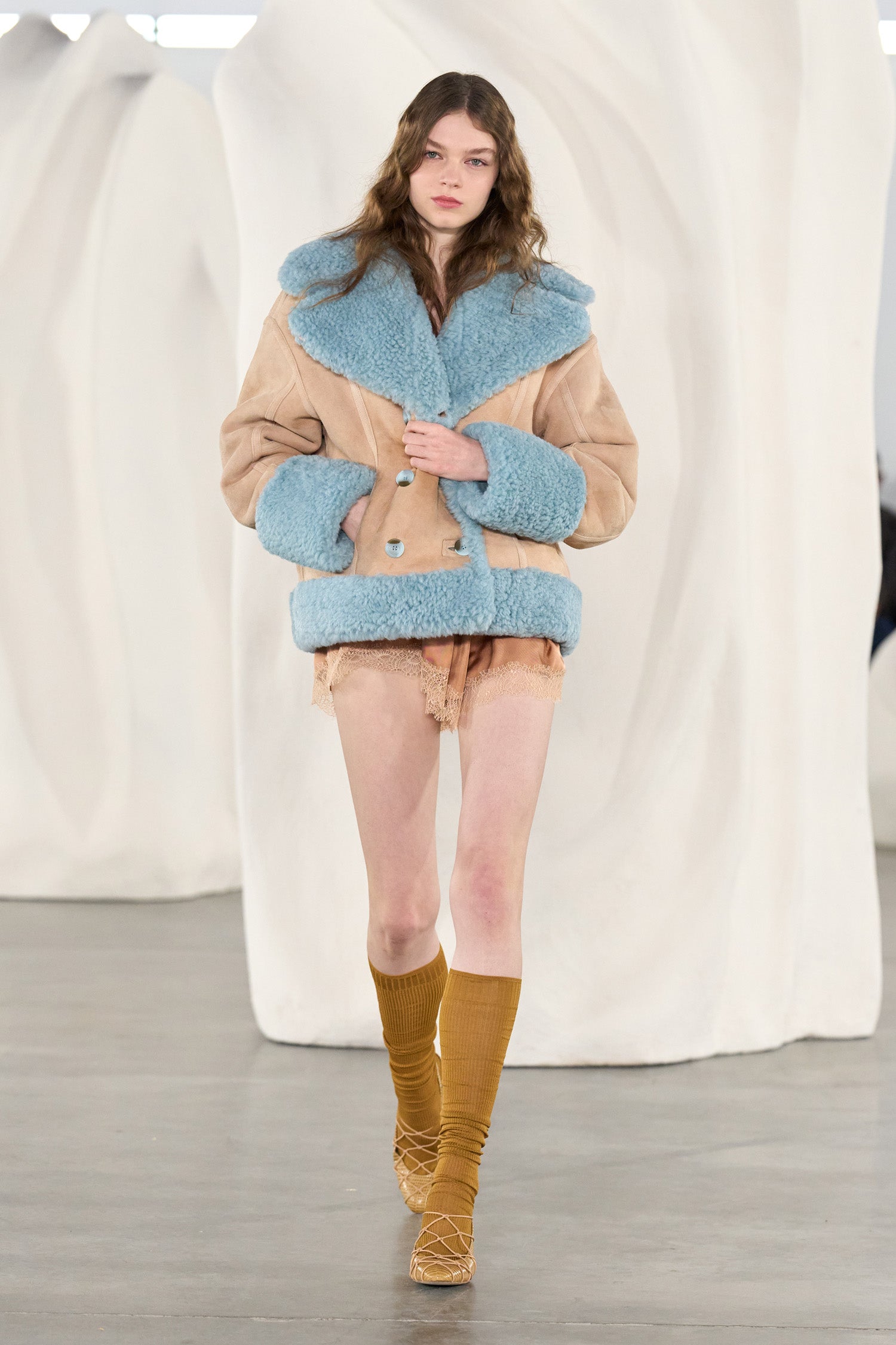 Ulla Johnson Georgina short soie macaroon dentelle