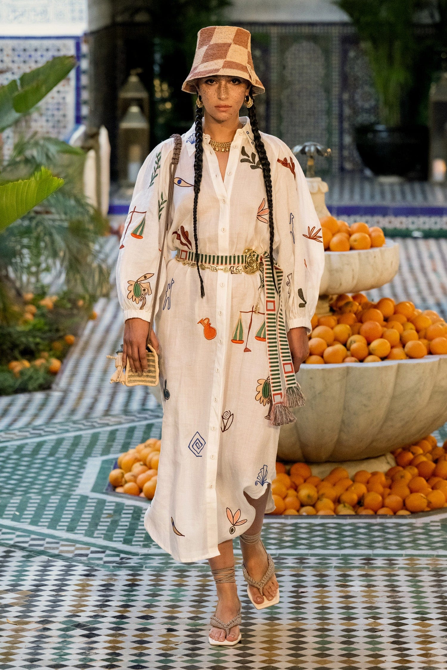 Alemäis Mina Embroidered Shirtdress robe chemise brodée
