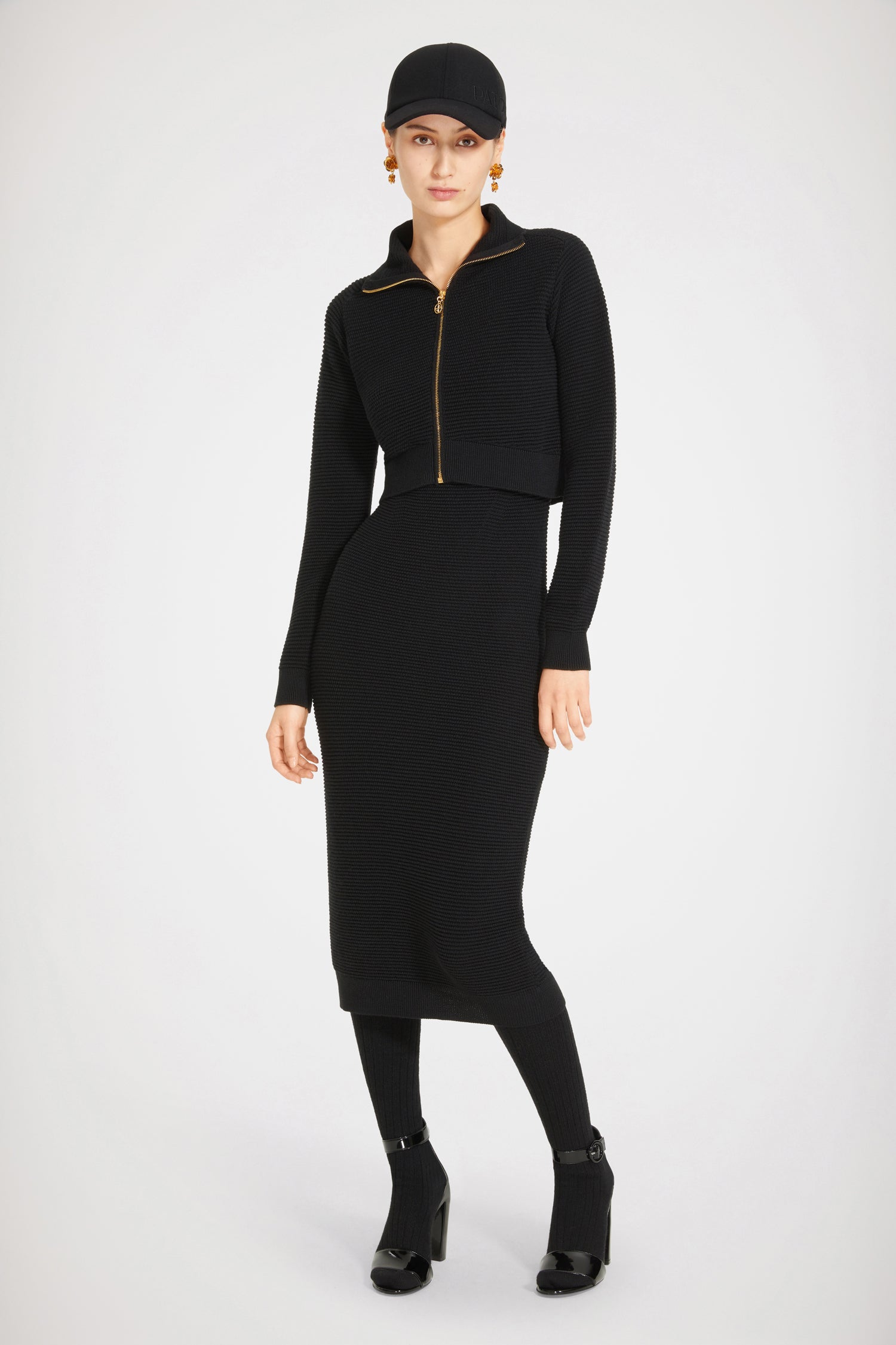 Patou KN097 blouson zippé laine vierge noir cropped