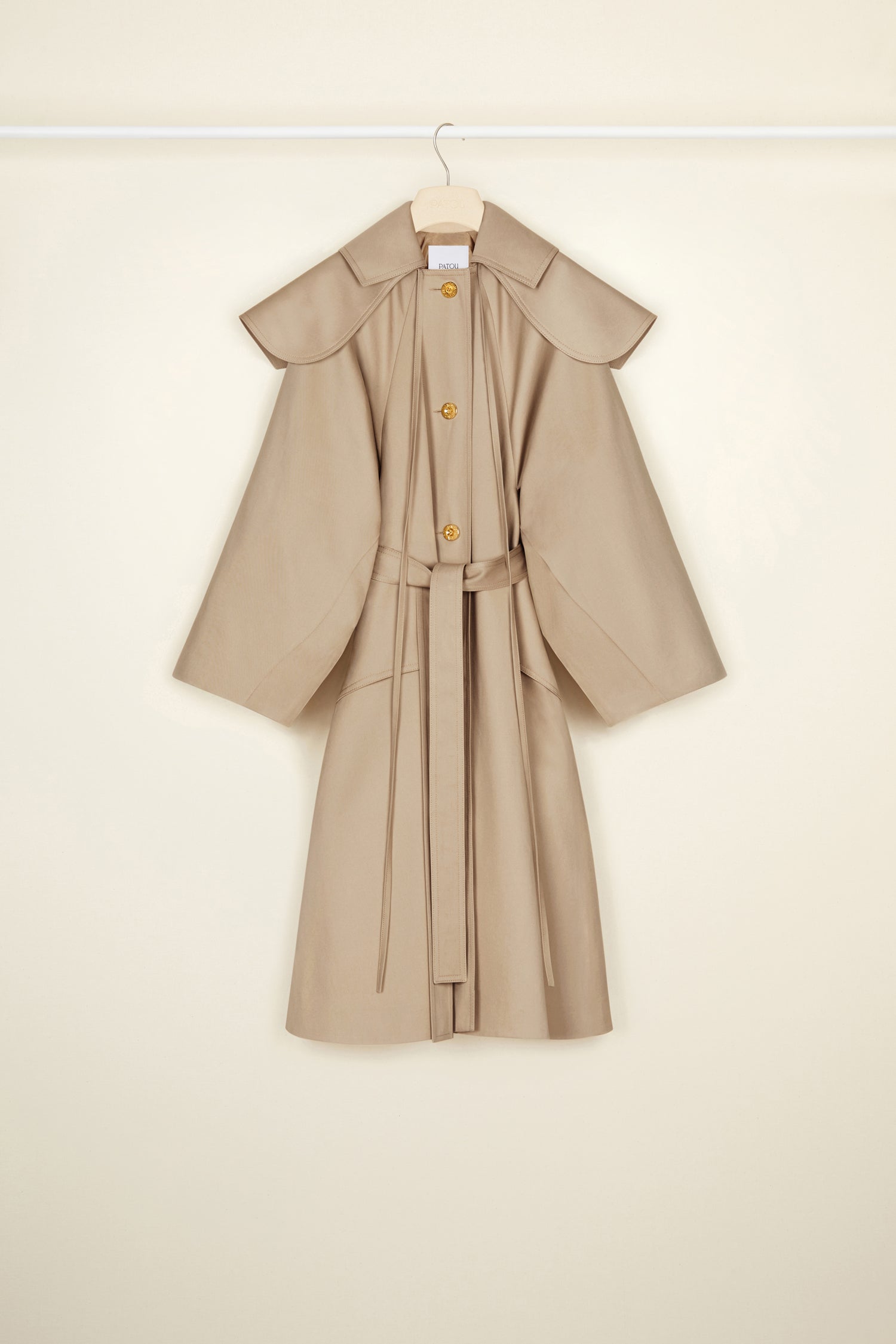 Patou Coats CO010 manteau gabardine sable ceinturé