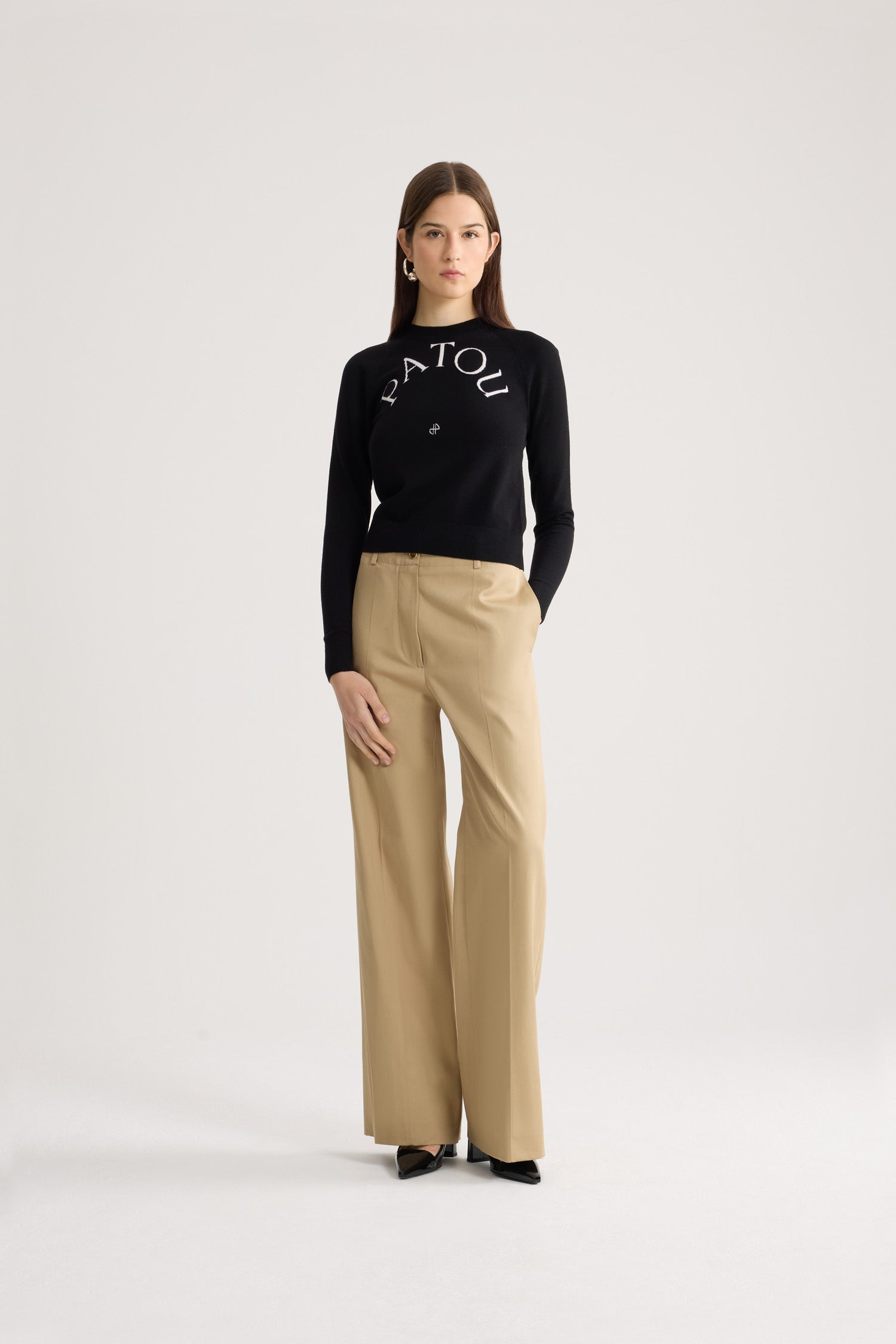 Patou KN110 pull laine Noire col rond logo jacquard