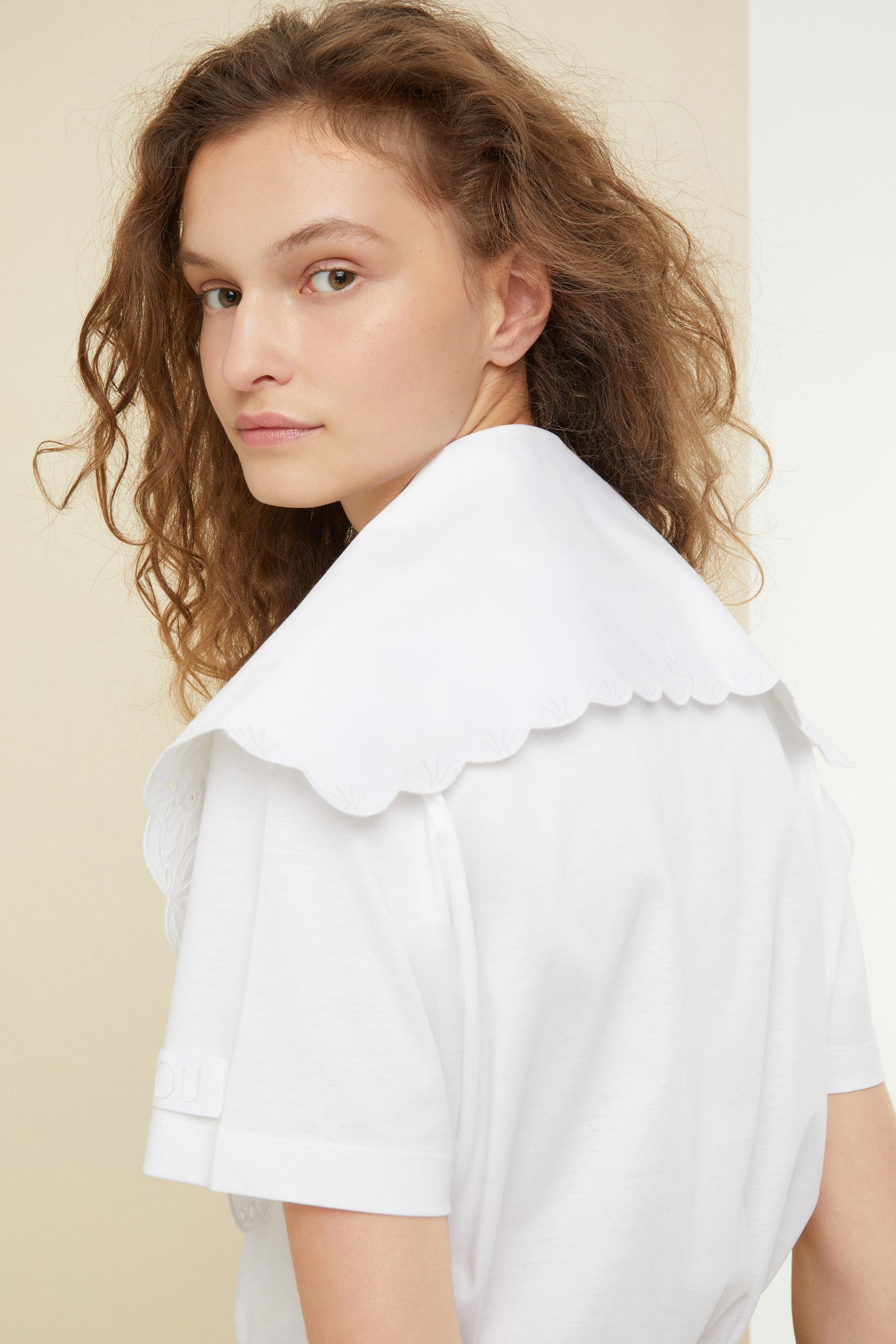Patou JE008 tee coton bio col blanc