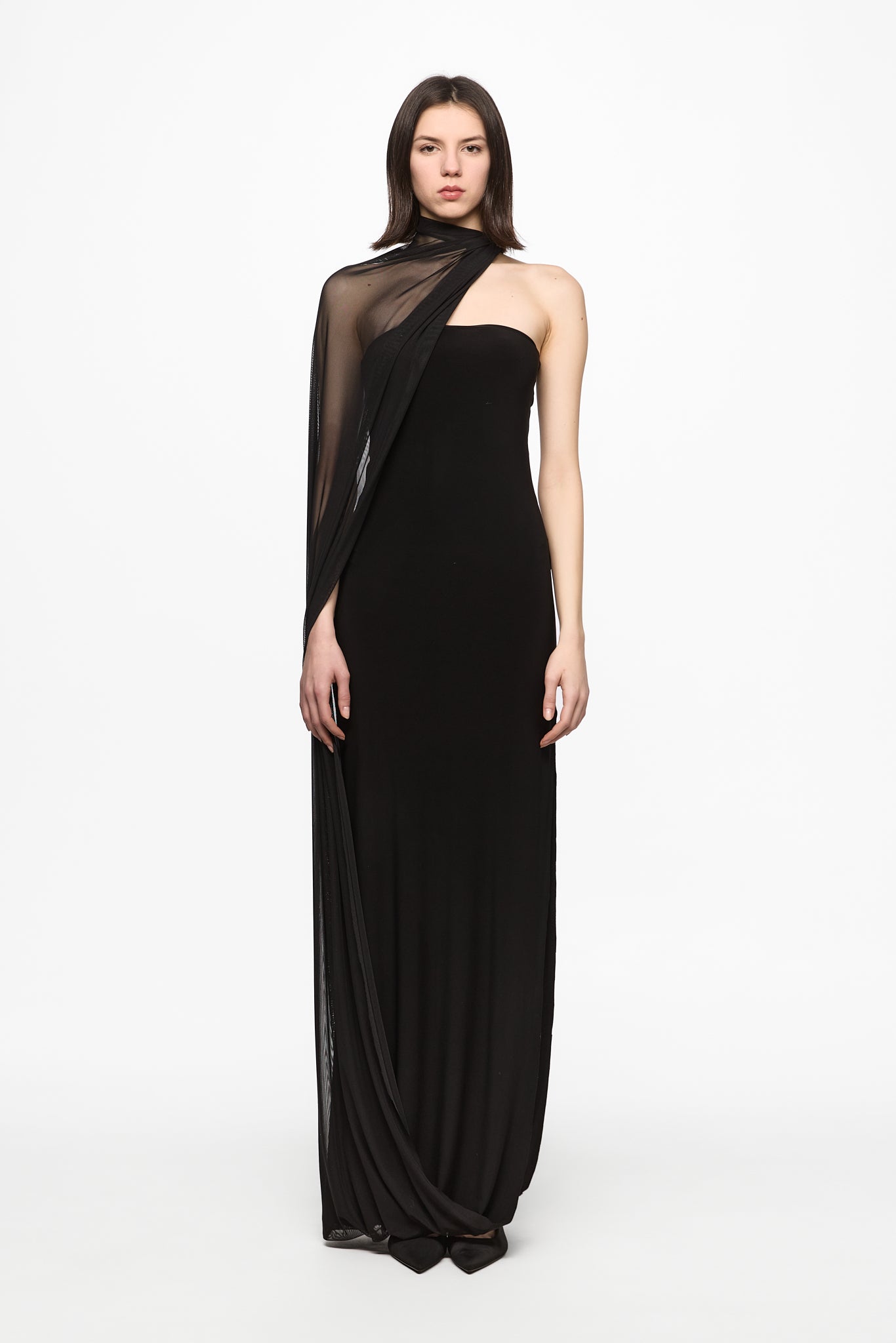 ATU Body Couture robe longue tube noire cape tulle à fente