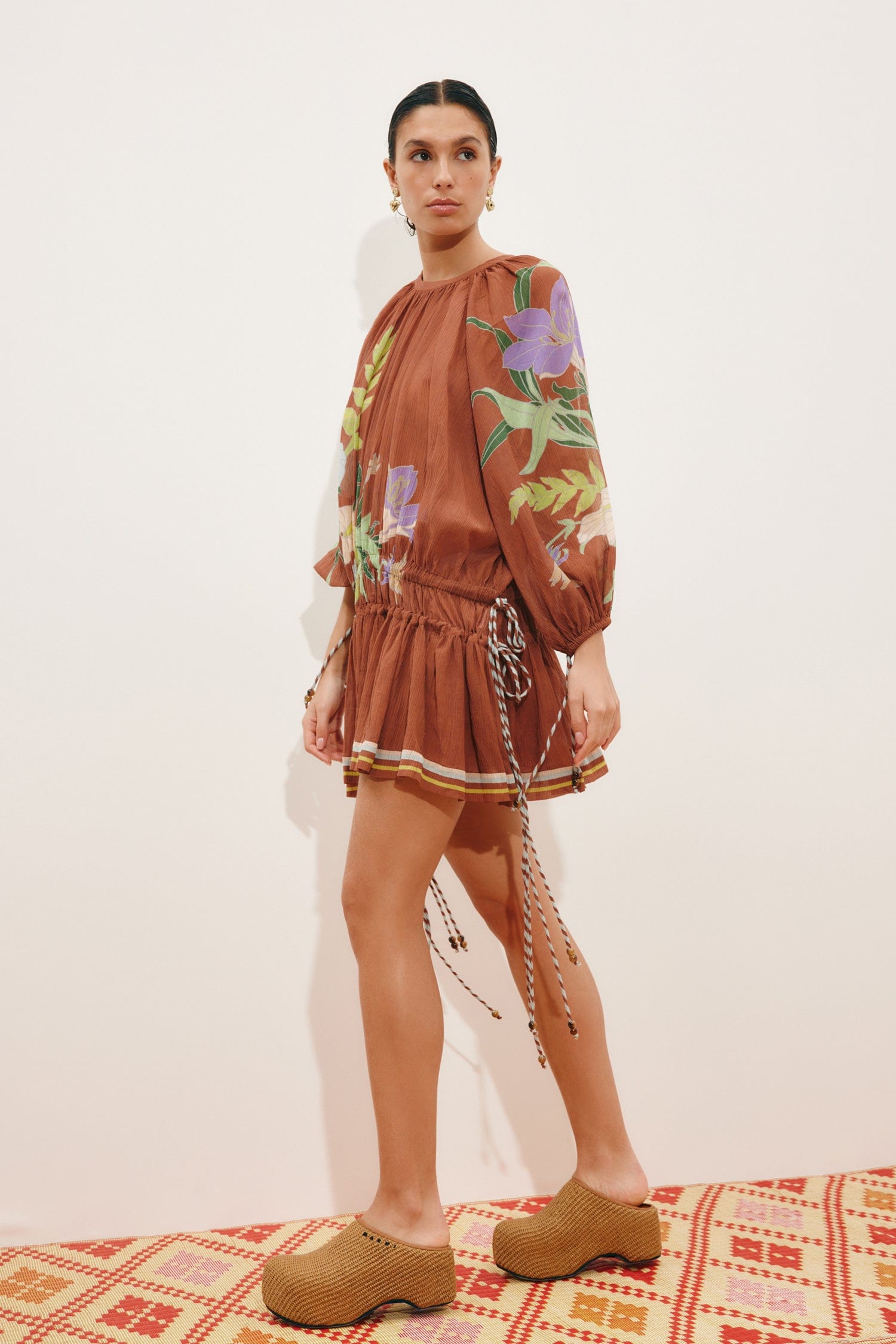 Alemäis Alfie Ruched Mini Dress robe mini coton soie fleurie