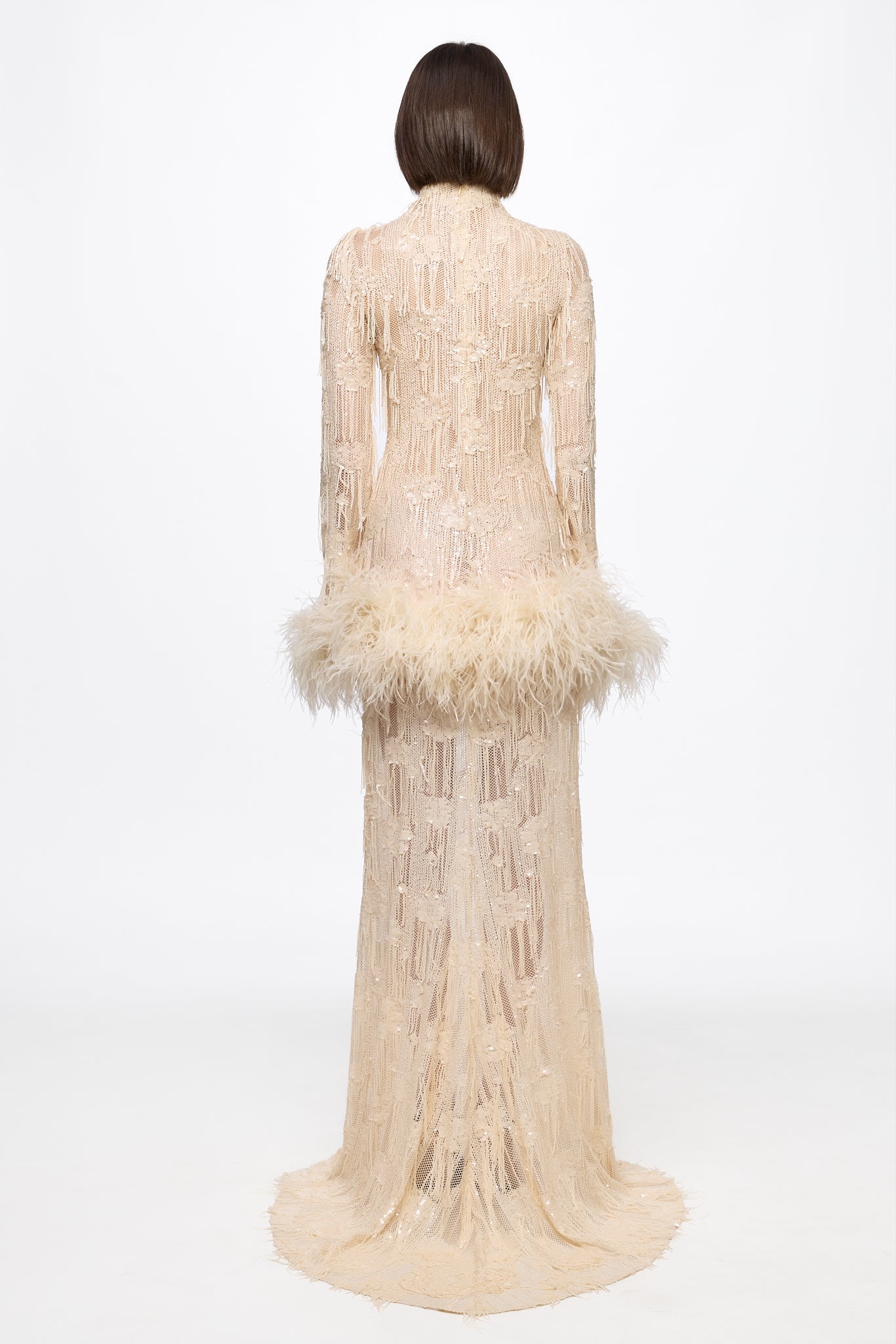 ATU Body Couture Sequins and Feathers robe vanille plumes S