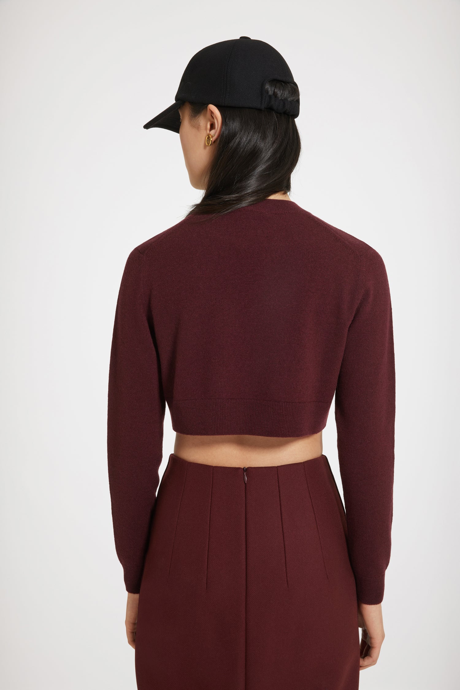 Patou KN099 Pull court laine cachemire ruby wine