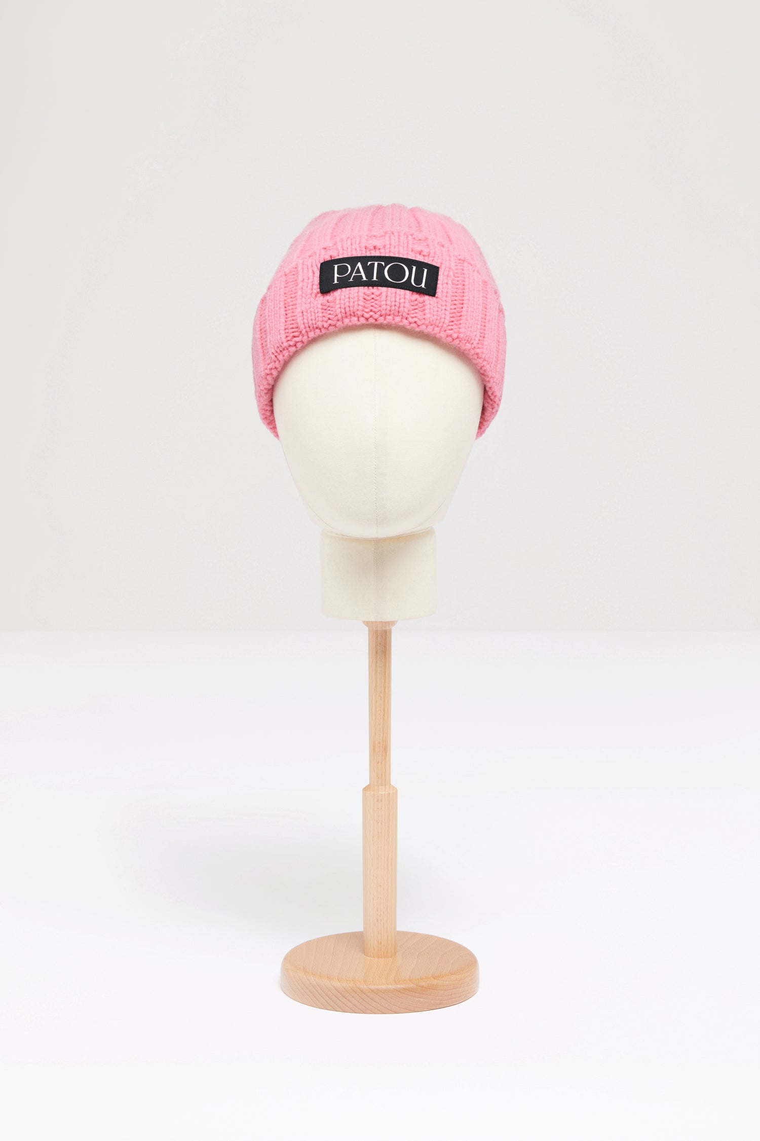 Patou H22AC0378052451P bonnet laine Darling Pink côtelé