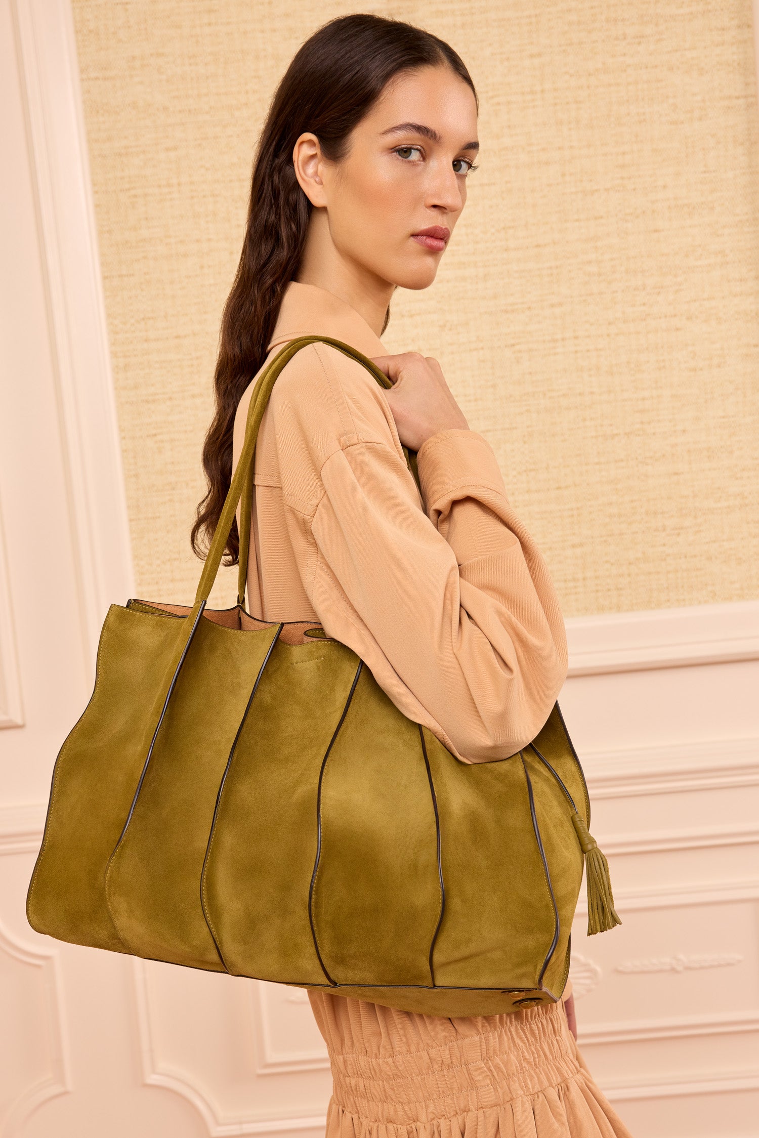 Ulla Johnson Adria Grand Tote Olive Suède Bandoulière