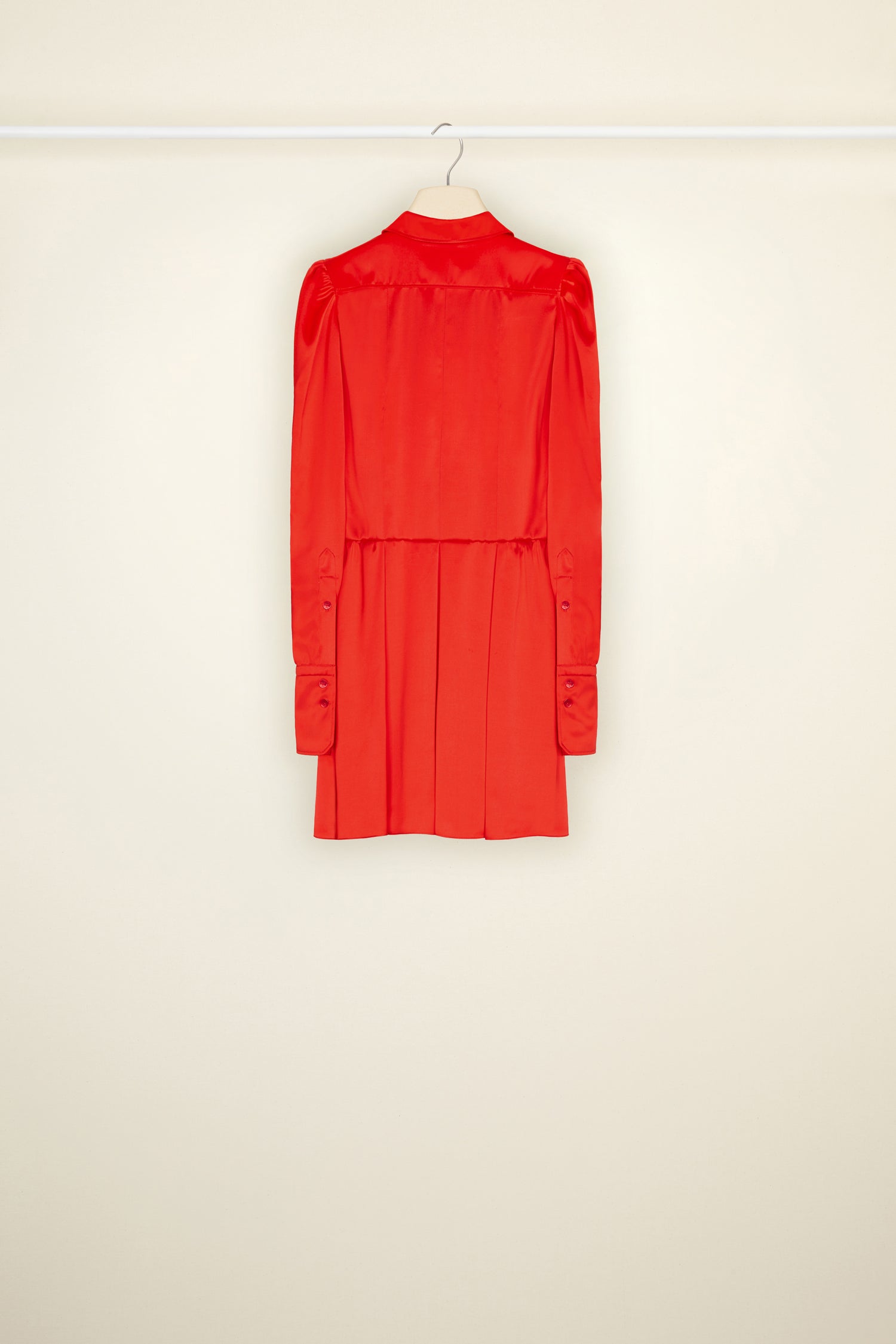 Patou DR081 robe chemise plissée mini satin rouge poppy 38