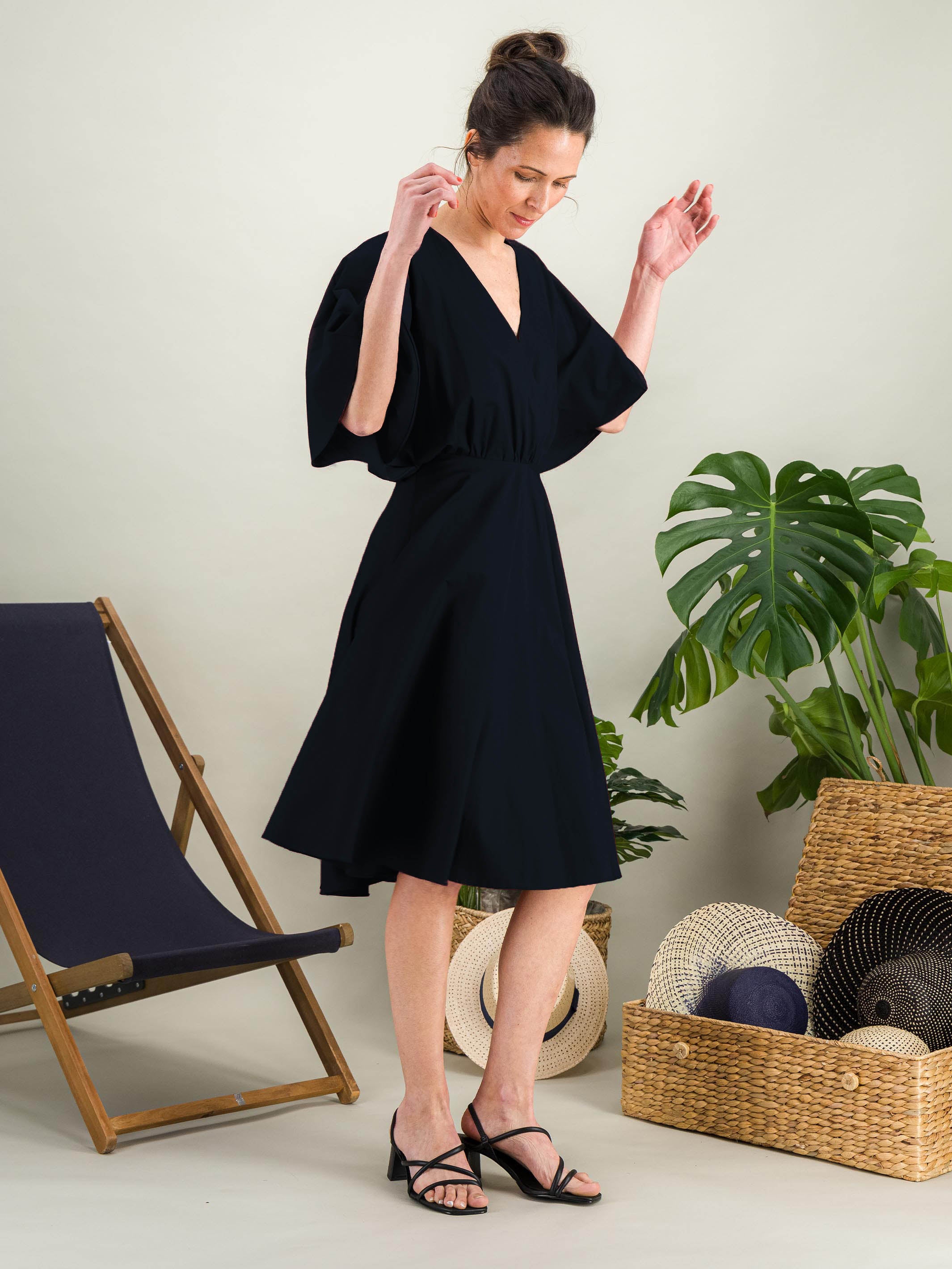 Anahide Saint André Papillon robe coton bleu marine