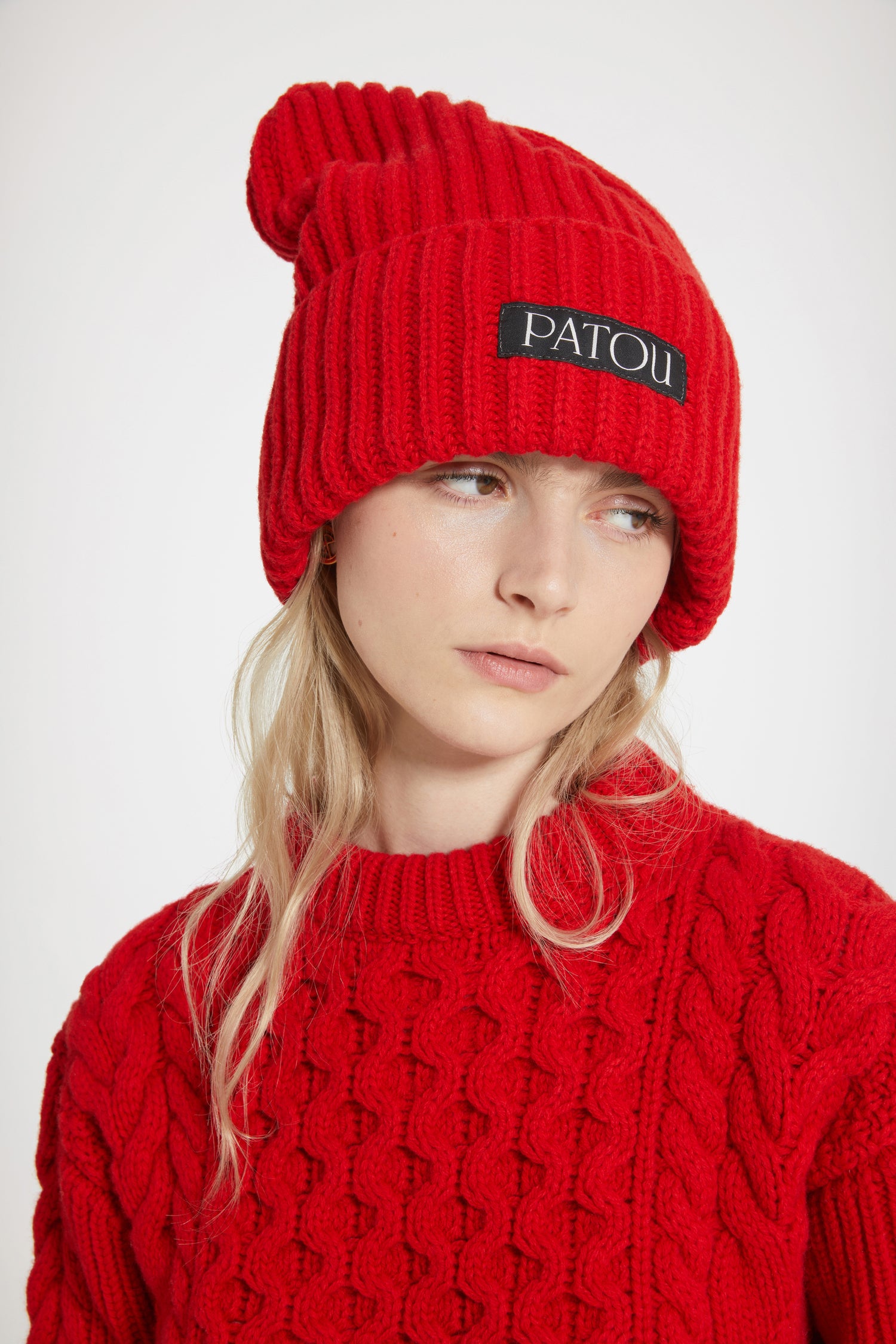 Patou KN138 cable knit jumper pull torsades rouge laine