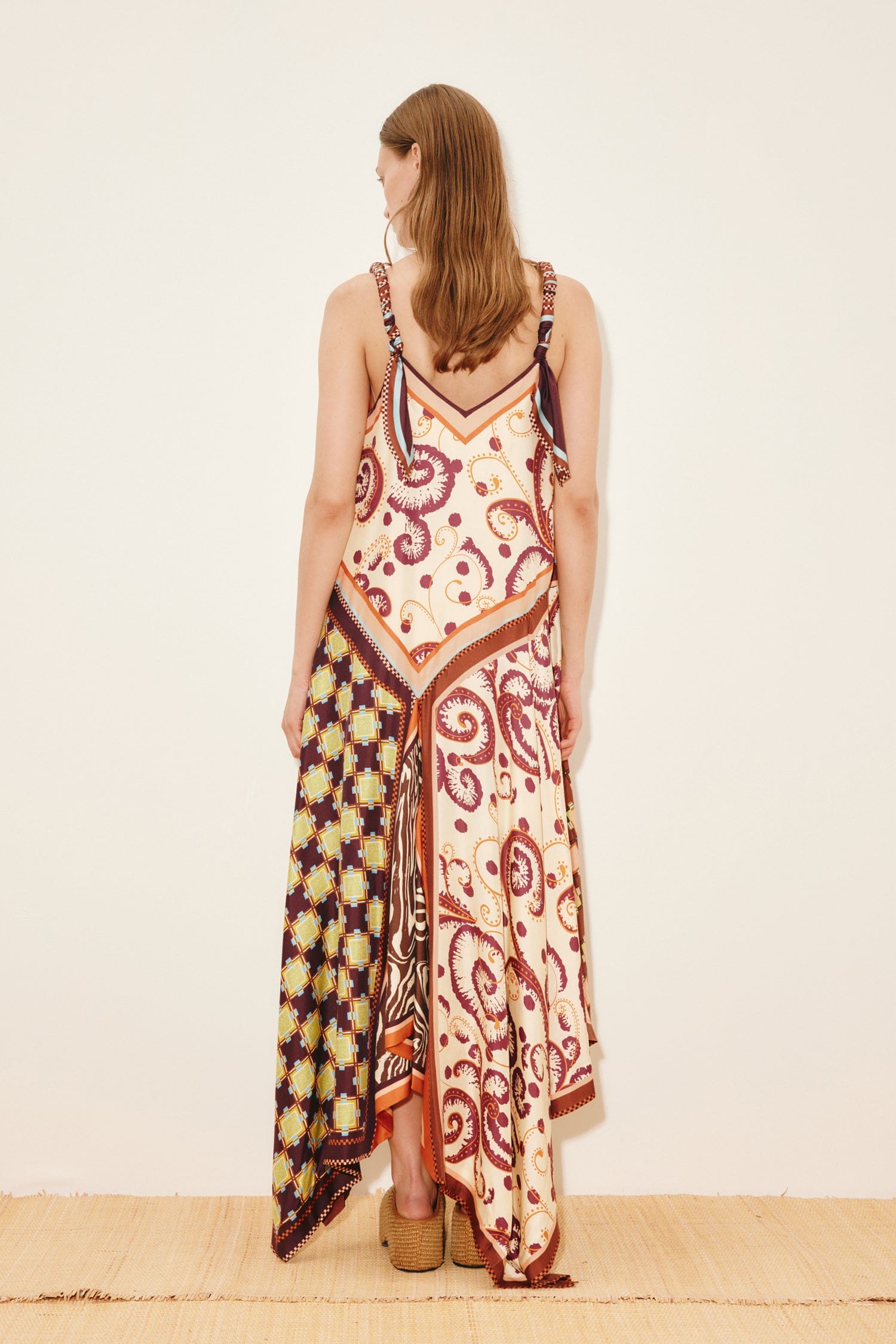 Alemaïs Wilson Silk Midi Dress robe soie col V