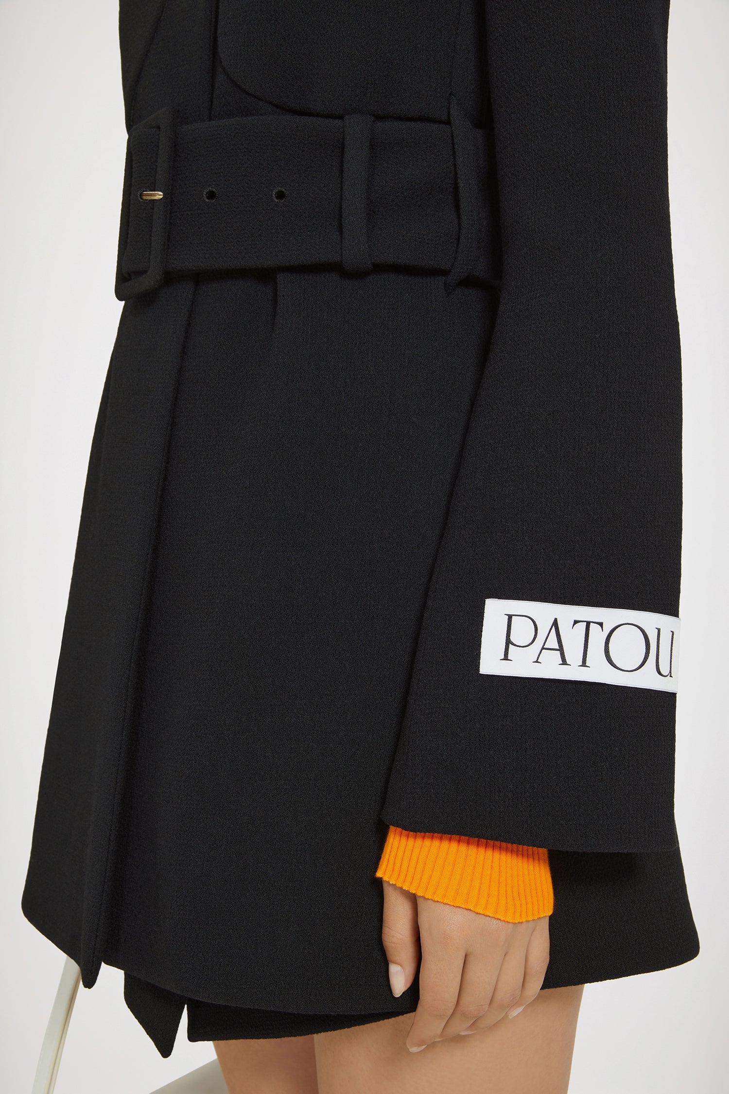 Patou CO020 manteau ceinturé laine vierge noir