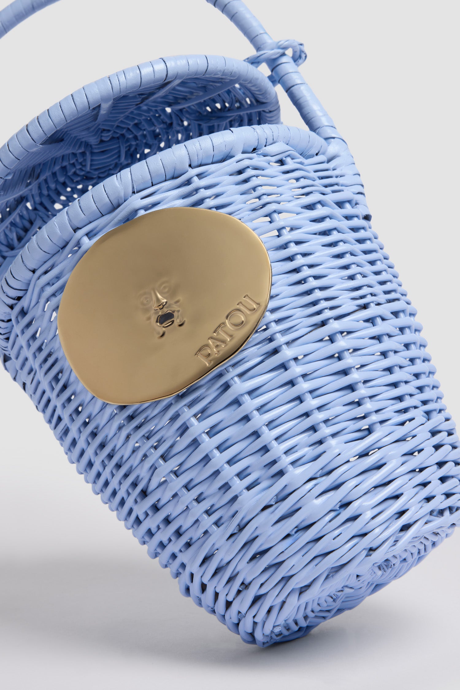 Patou Iconic sac seau osier AC003 bleu Riviera TU