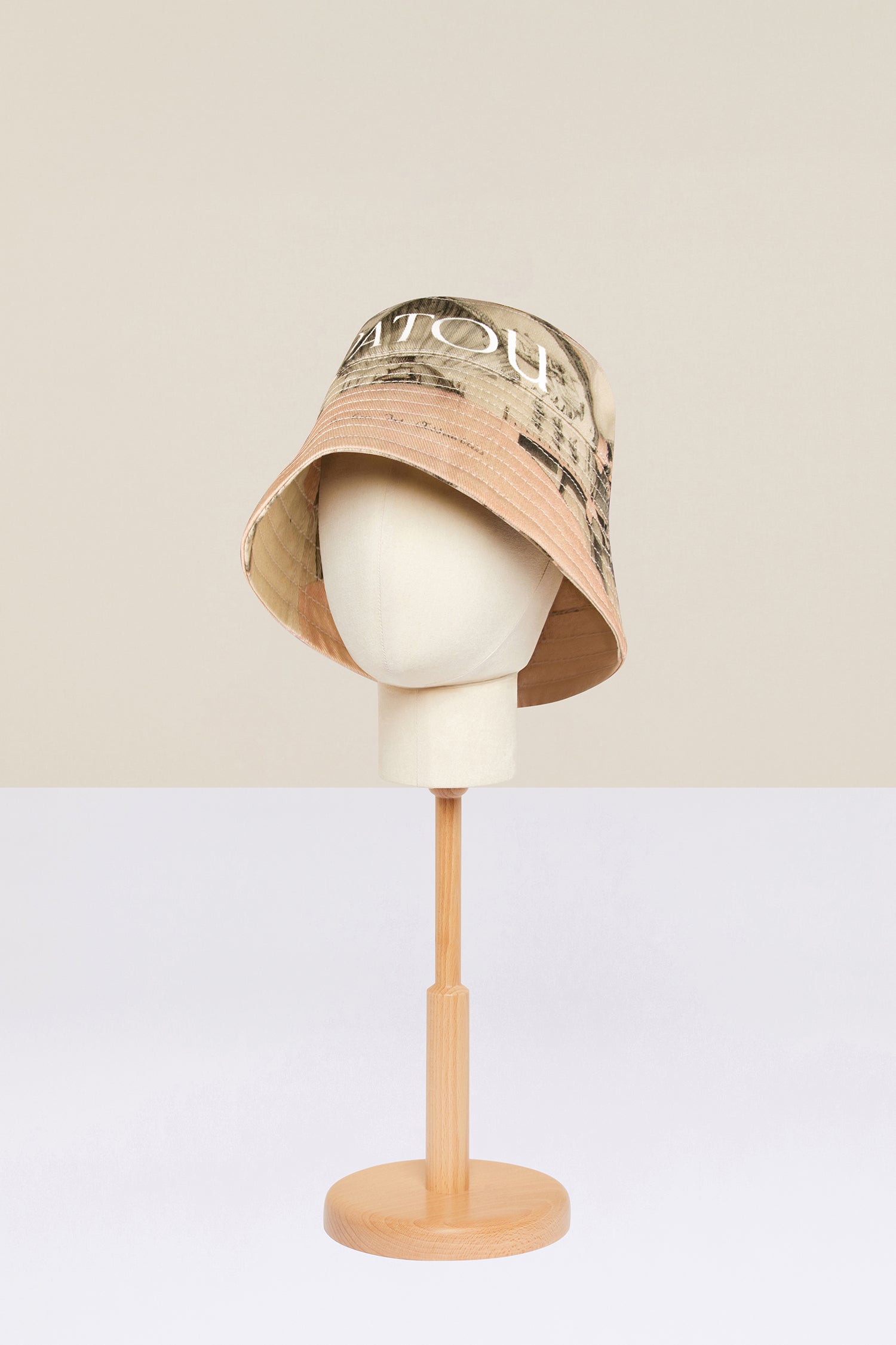 Patou Accessories AC027 bob Amour Island taille S coton bio