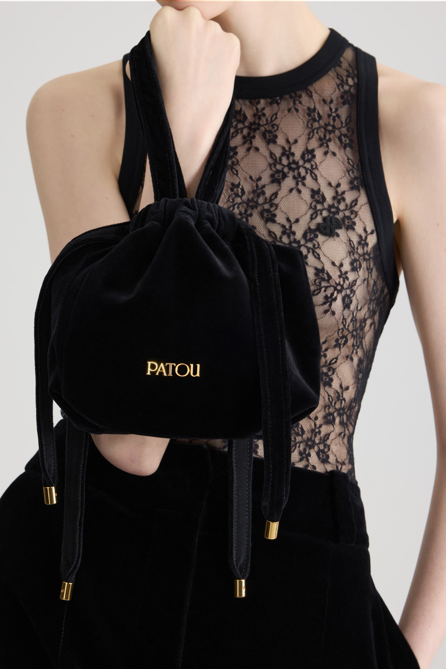 Patou H25AC0740170999B pochette velours coton noir TU