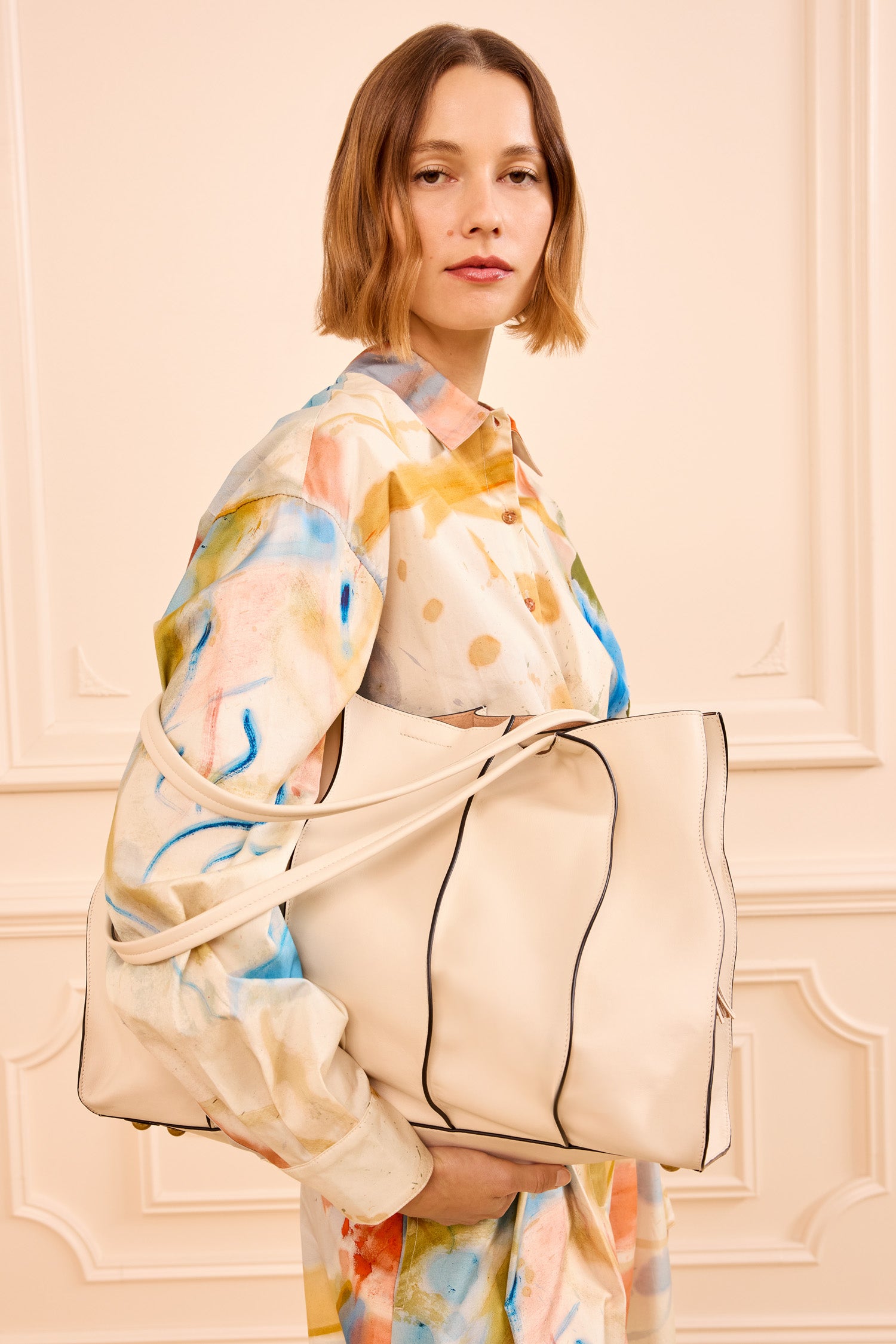 Ulla Johnson Adria Large Tote Cowrie cabas cuir blanc