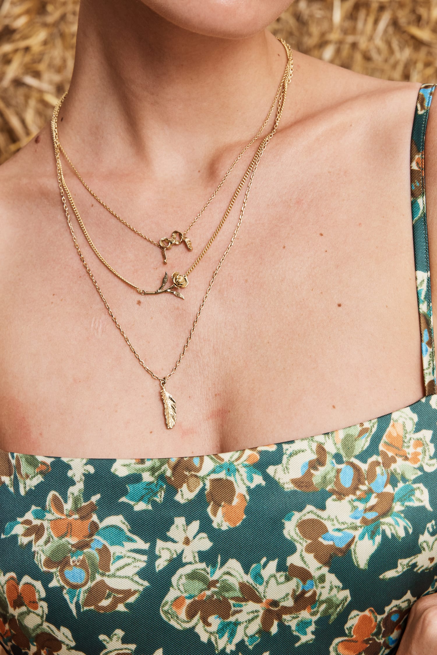 Alemäis Django Multi Chain Charm Necklace collier doré