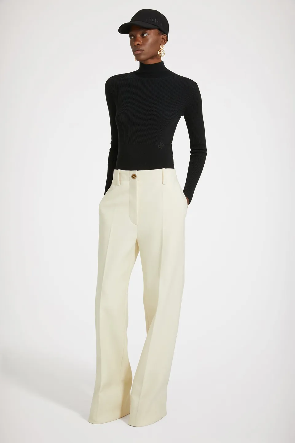 Patou KN058 pull col montant noir laine côtelée ajusté