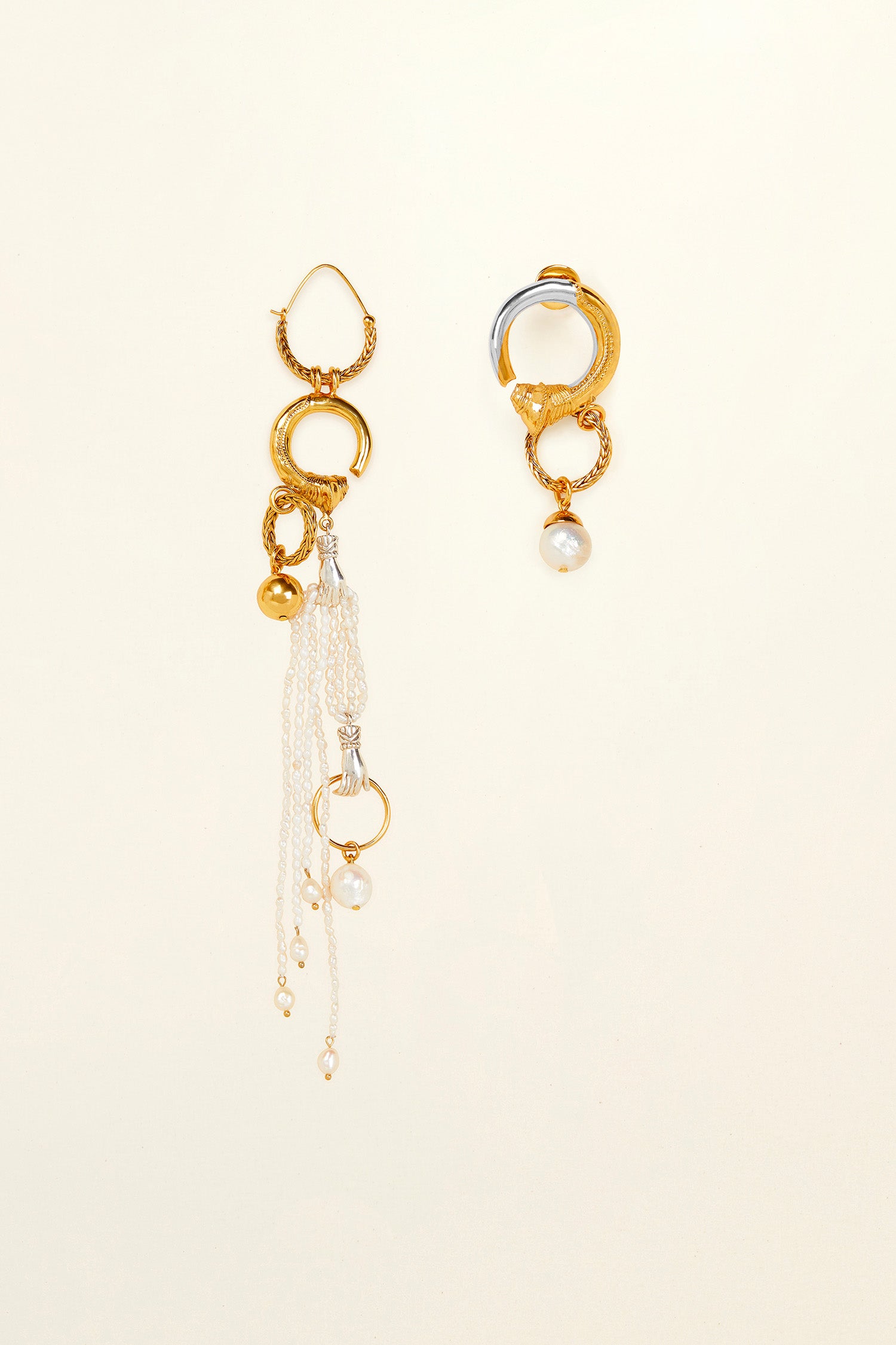 Patou H20JW0091000299G boucles laiton perles doré