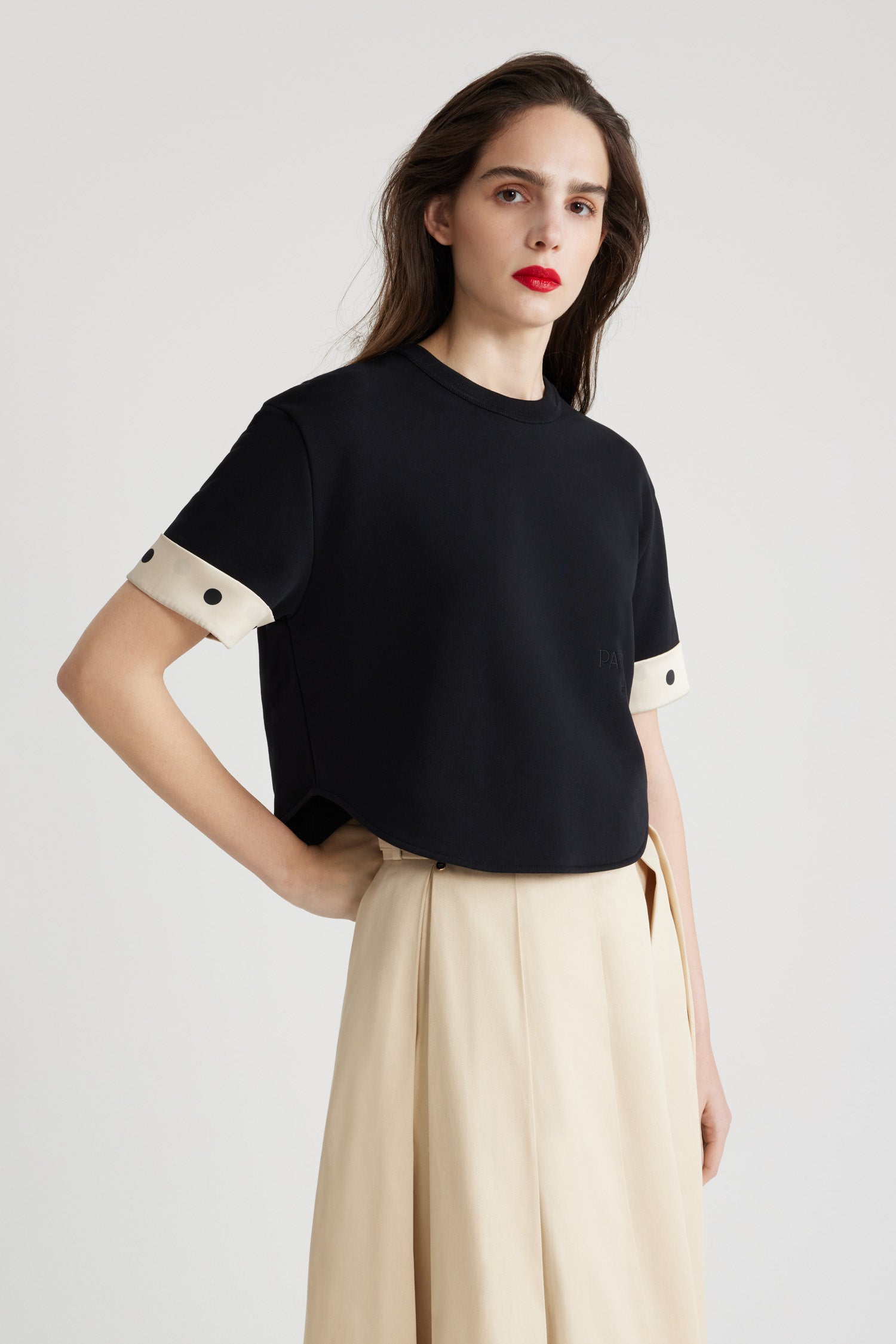 Patou JE127 t-shirt noir coton bio crop soie