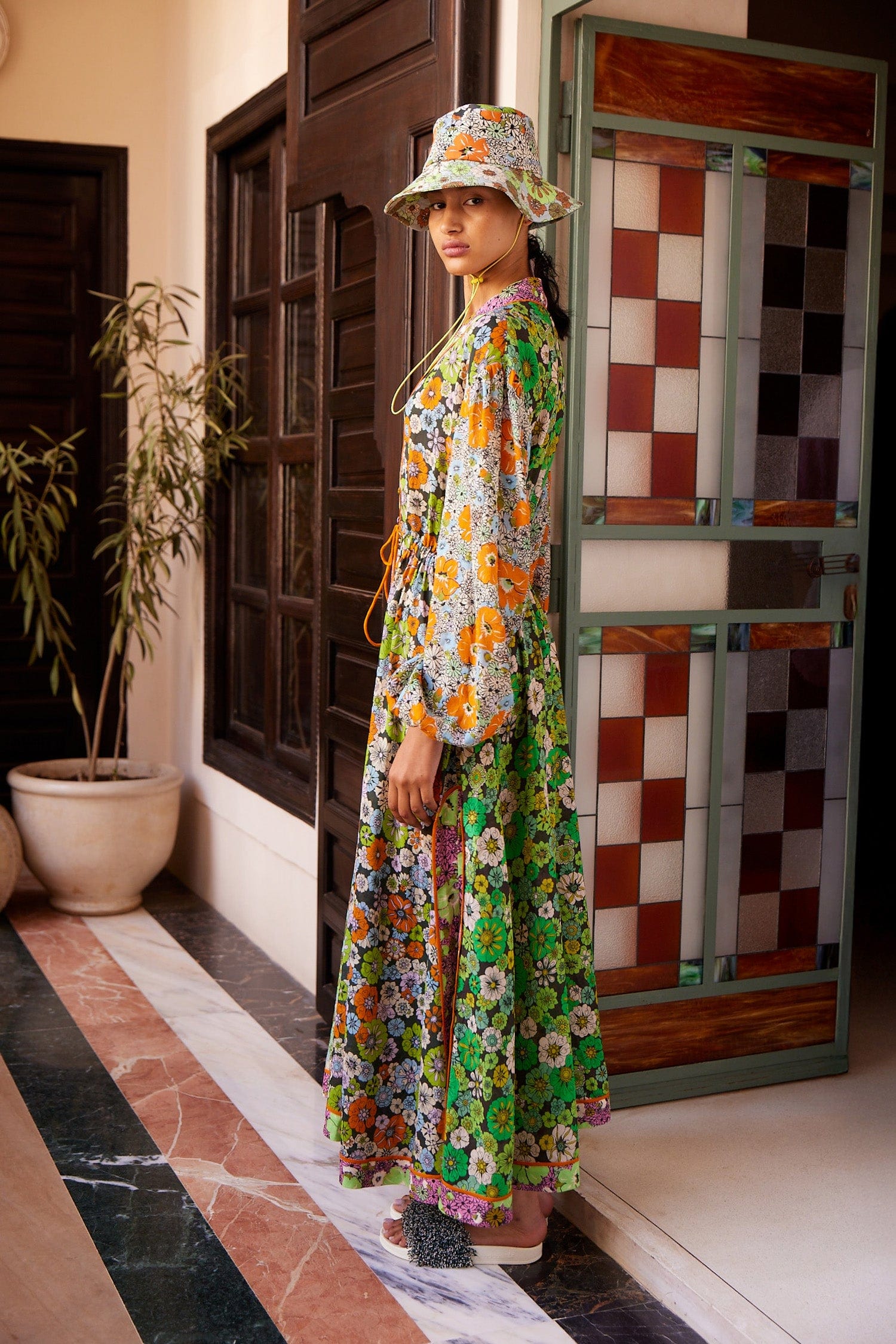 Alemäis Orange Blossom robe midi fleurie col V