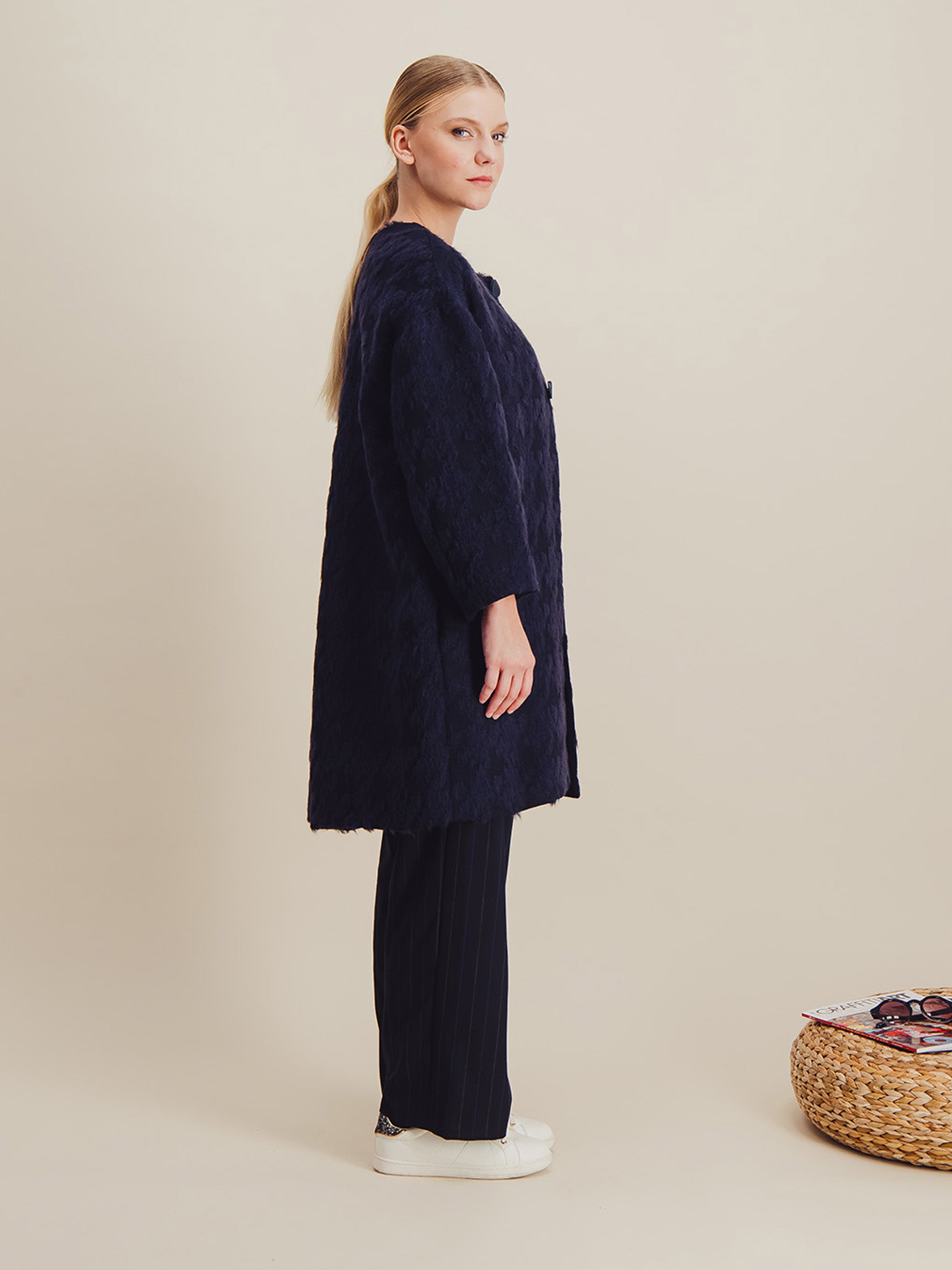 Anahide Saint André Hologram manteau long marine laine soie