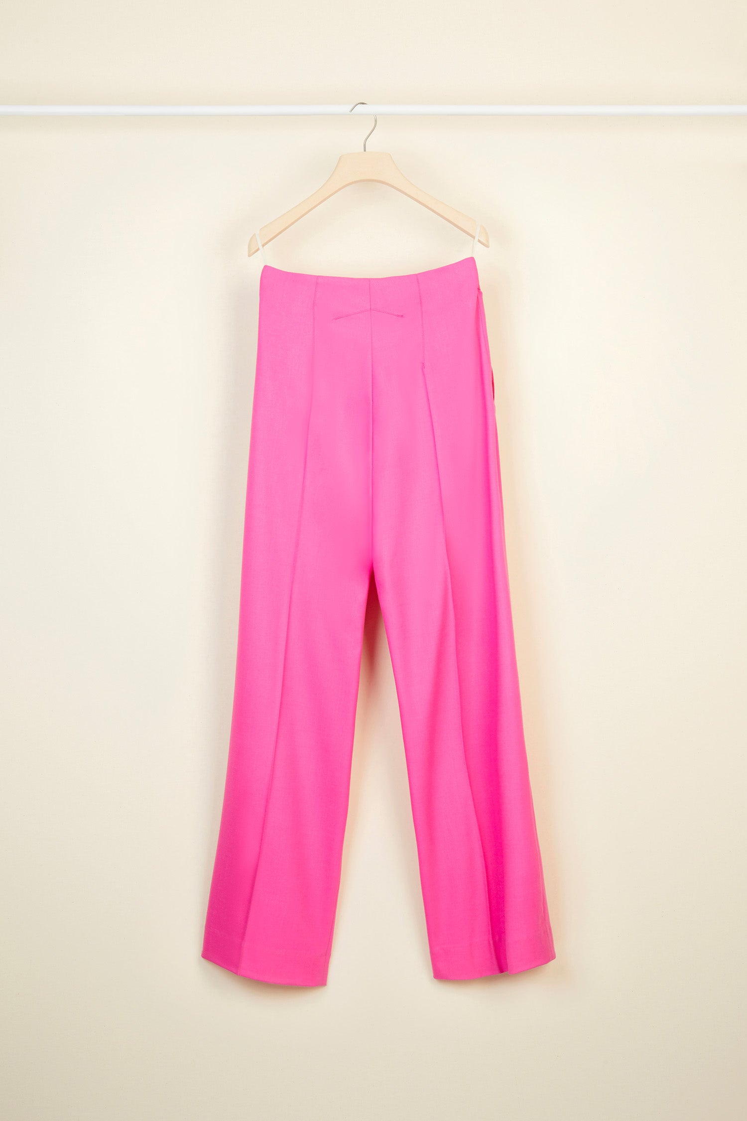 Patou TR002 pantalon droit framboise laine vierge