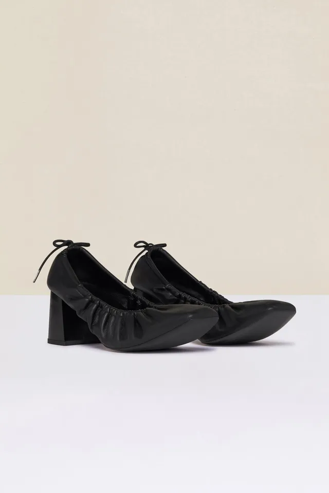 Patou FO005 escarpins cuir vegan noirs talon bloc