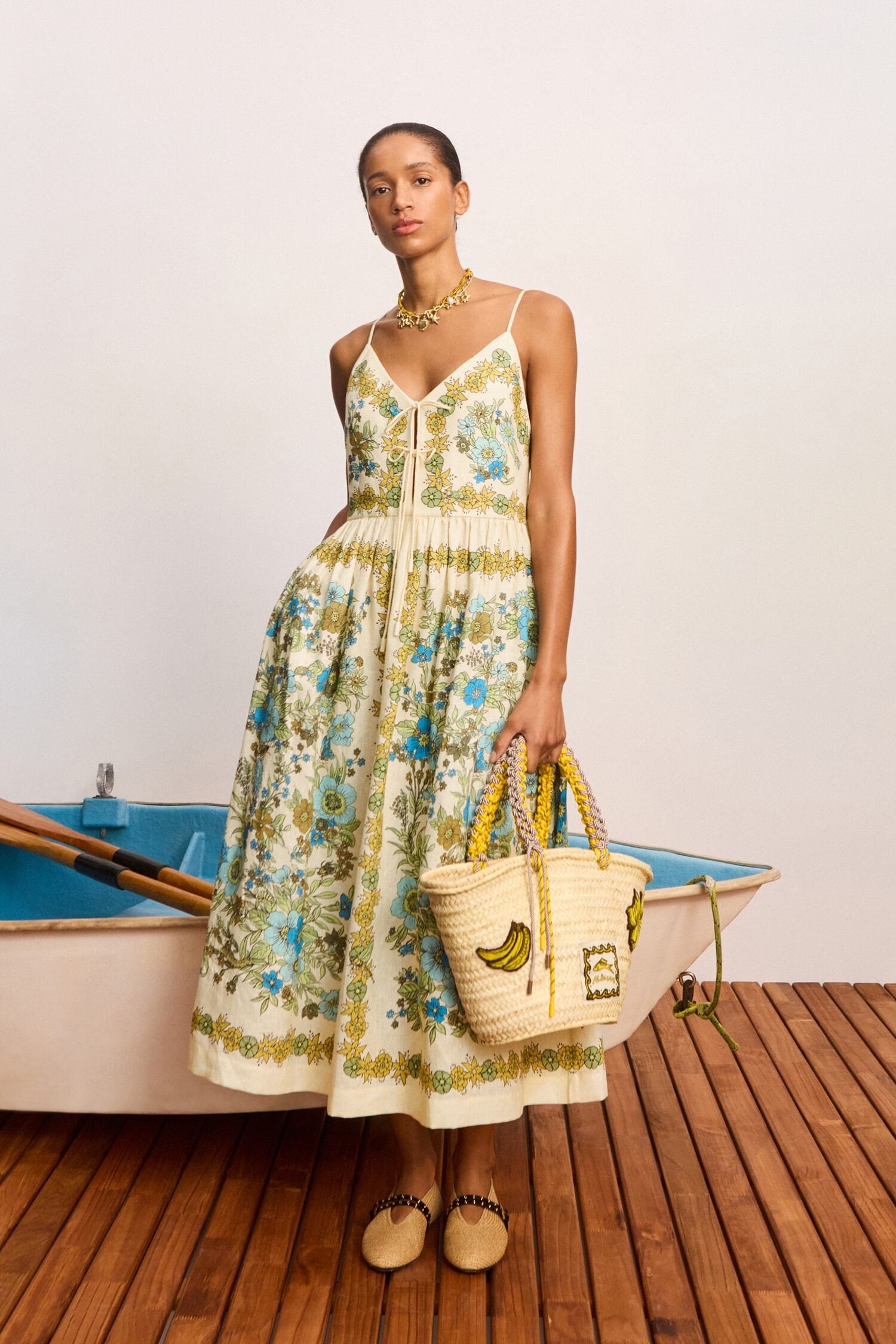 Alemäis Sophia Midi Dress robe midi lin col V