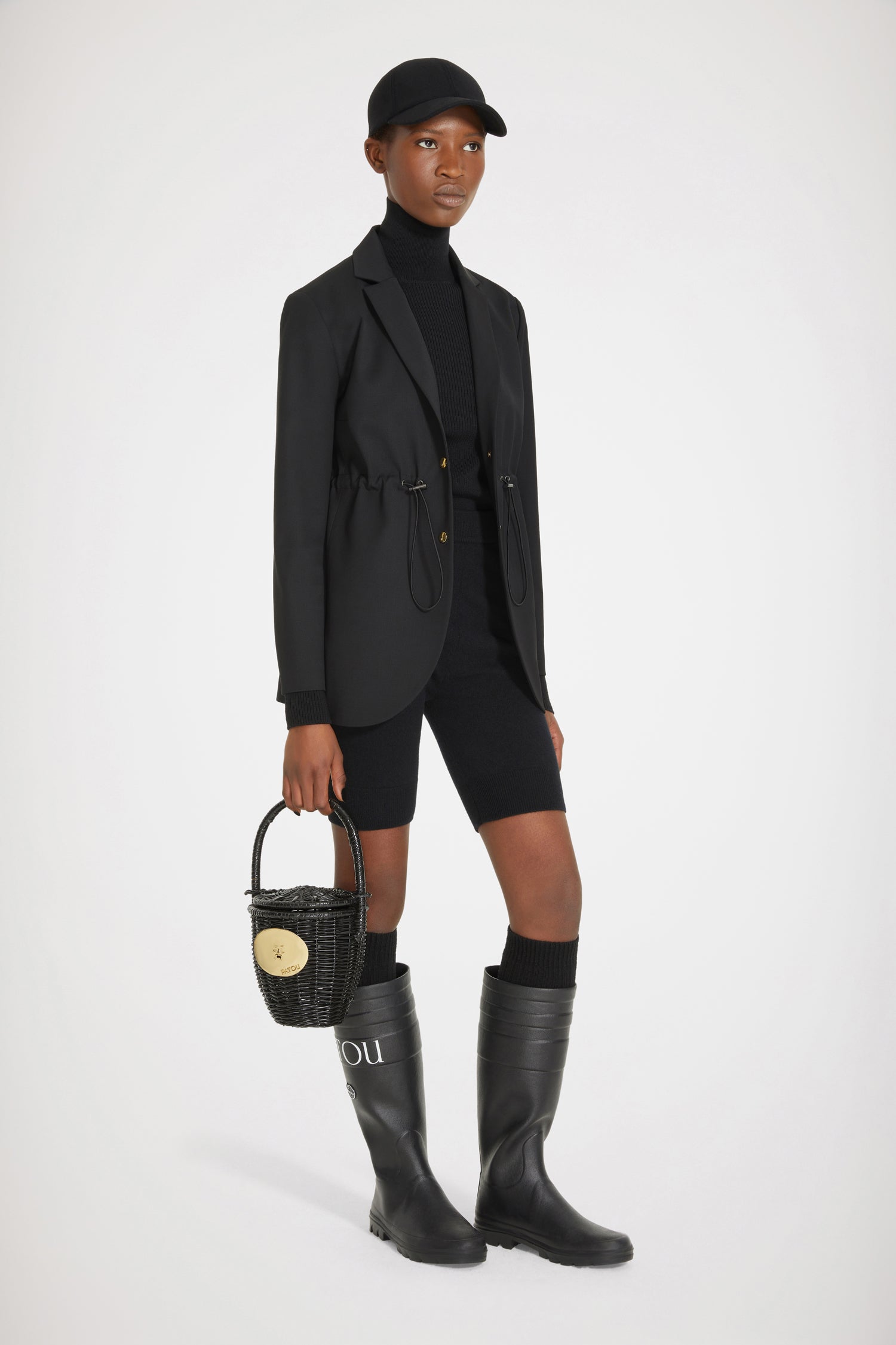 Patou JA026 veste laine vierge noire à cordon