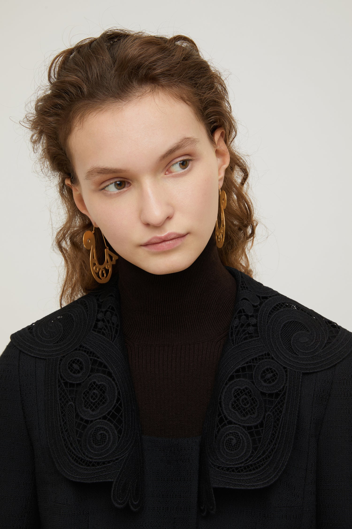 Patou JA019 veste tweed noire taille 34 guipure