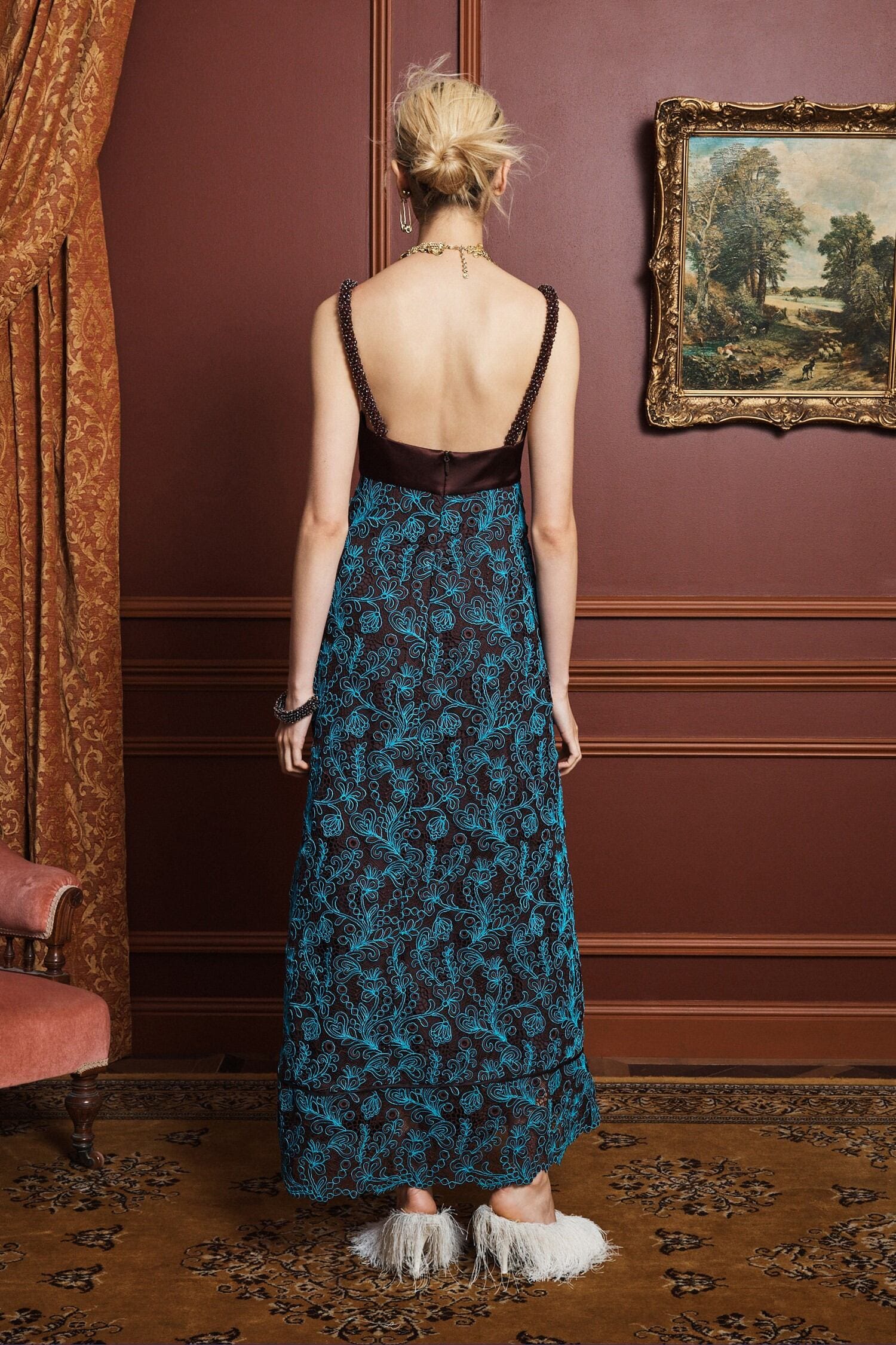 Alemäis Francine robe midi dentelle col cœur