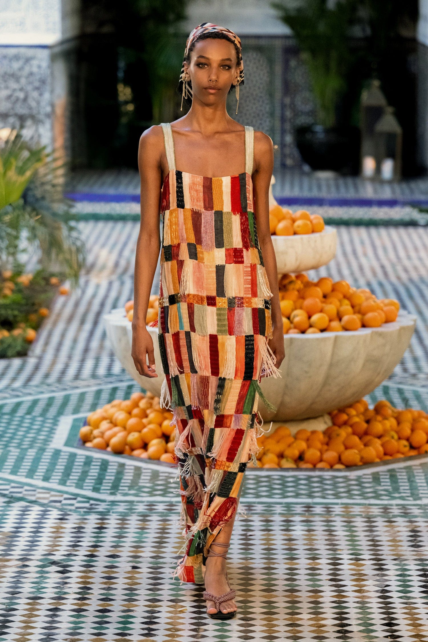 Alemaïs Marjorelle robe midi perlée lin soie