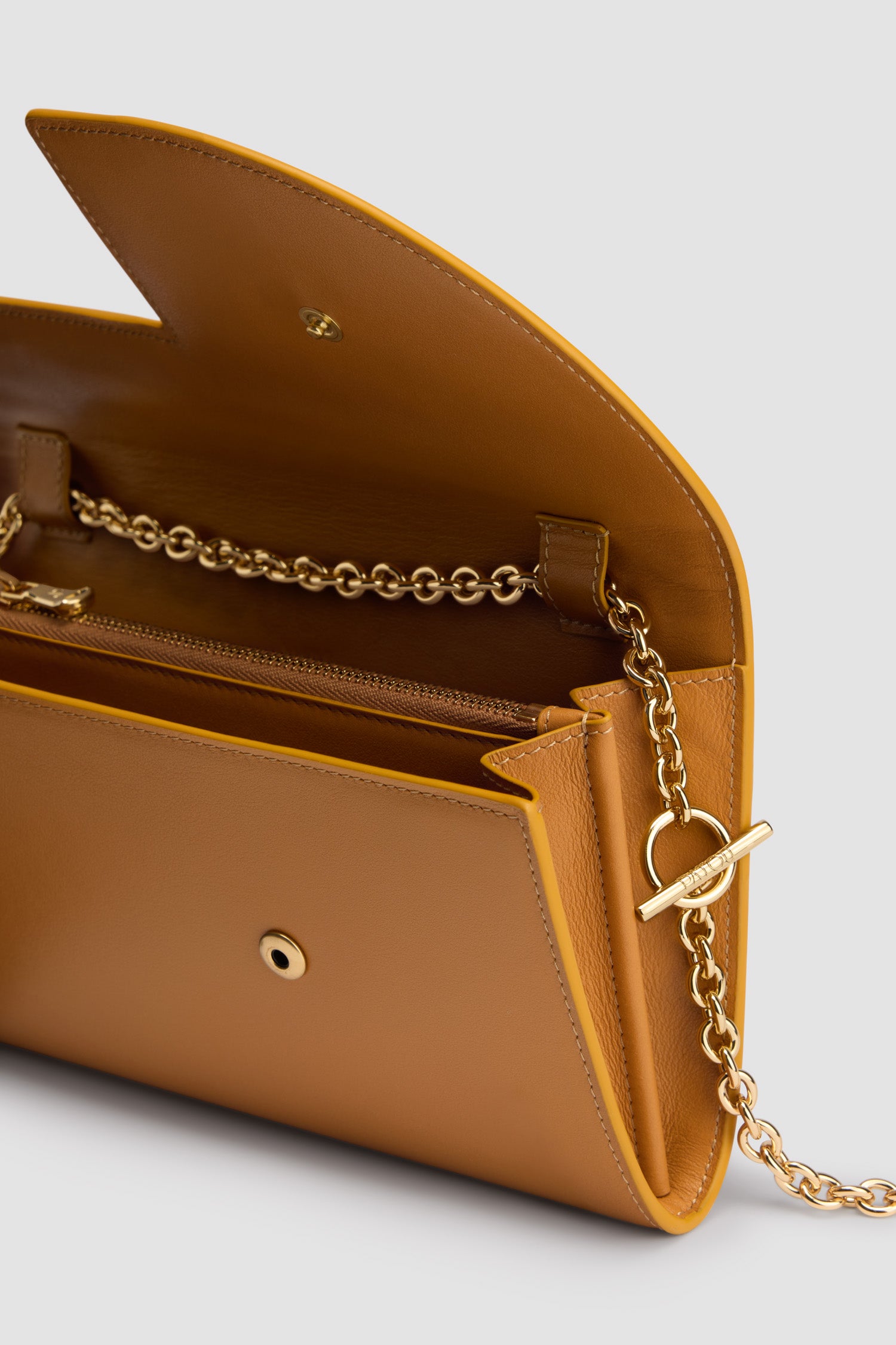 Patou Bags H24BA0135040299G pochette cuir doré TU