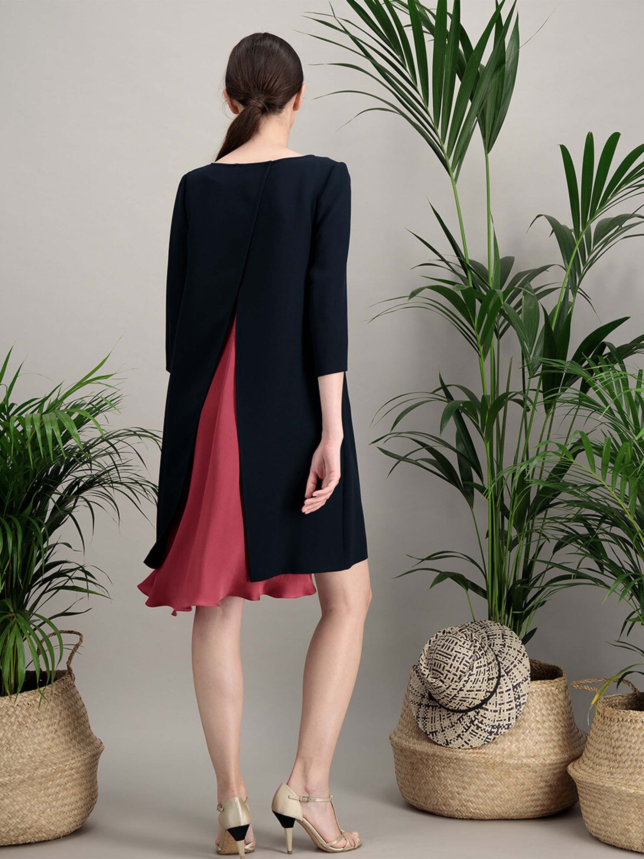 Anahide Saint André Comète Aurore set 2 robes marine rose