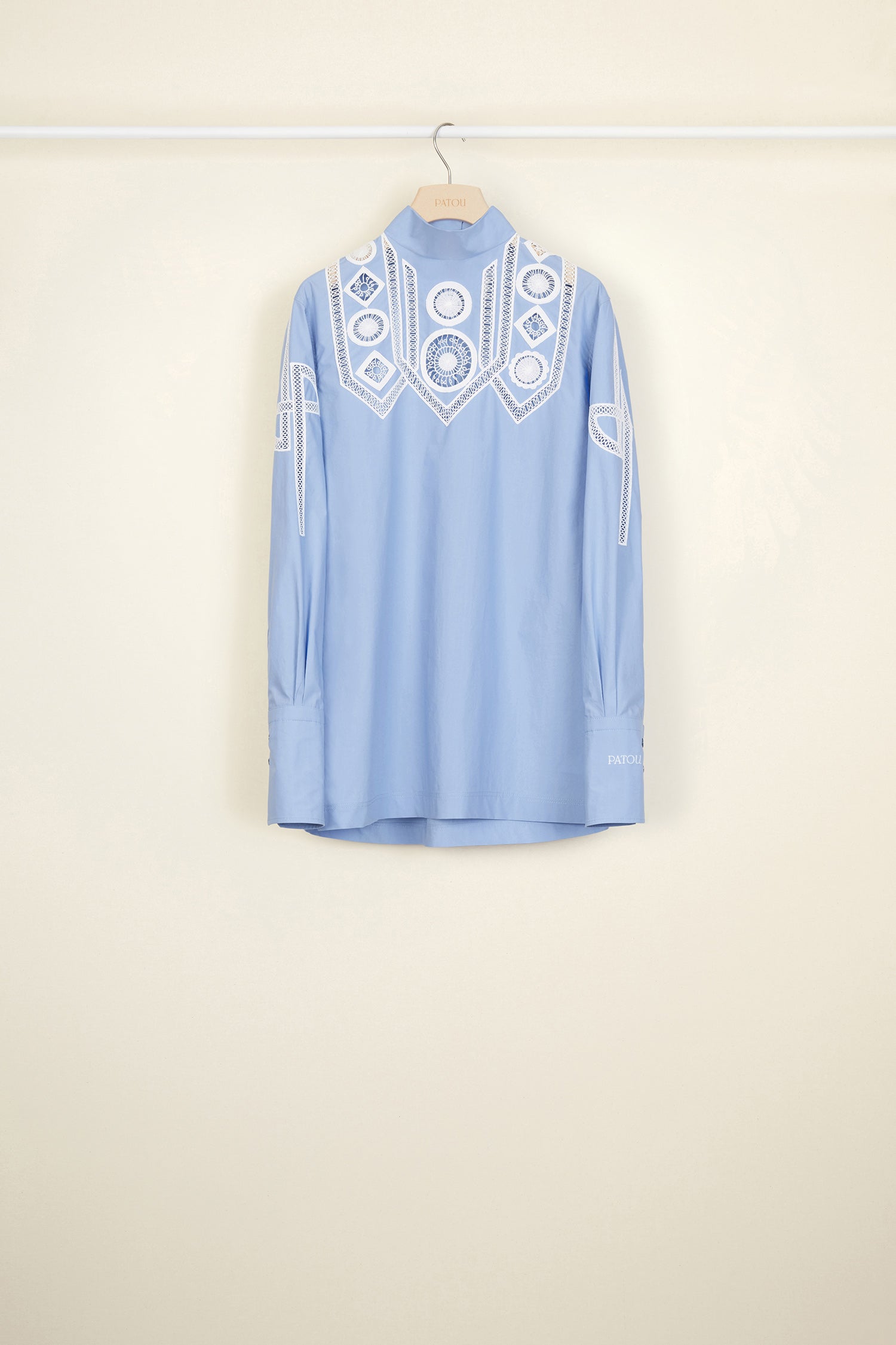 Patou TO003 top coton bleu guipure blanche ajouré