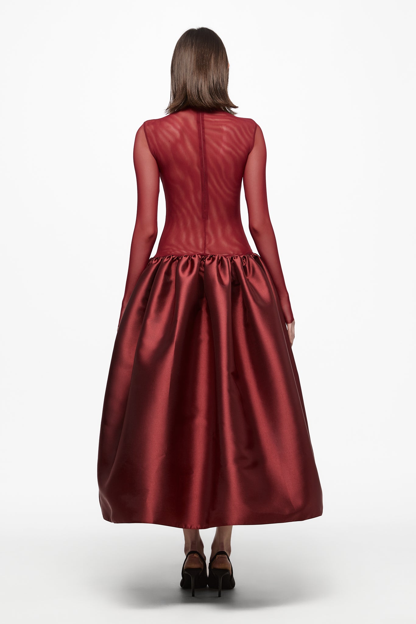 ATU Body Couture Long and formal Wine high neck tulle midi robe bordeaux S