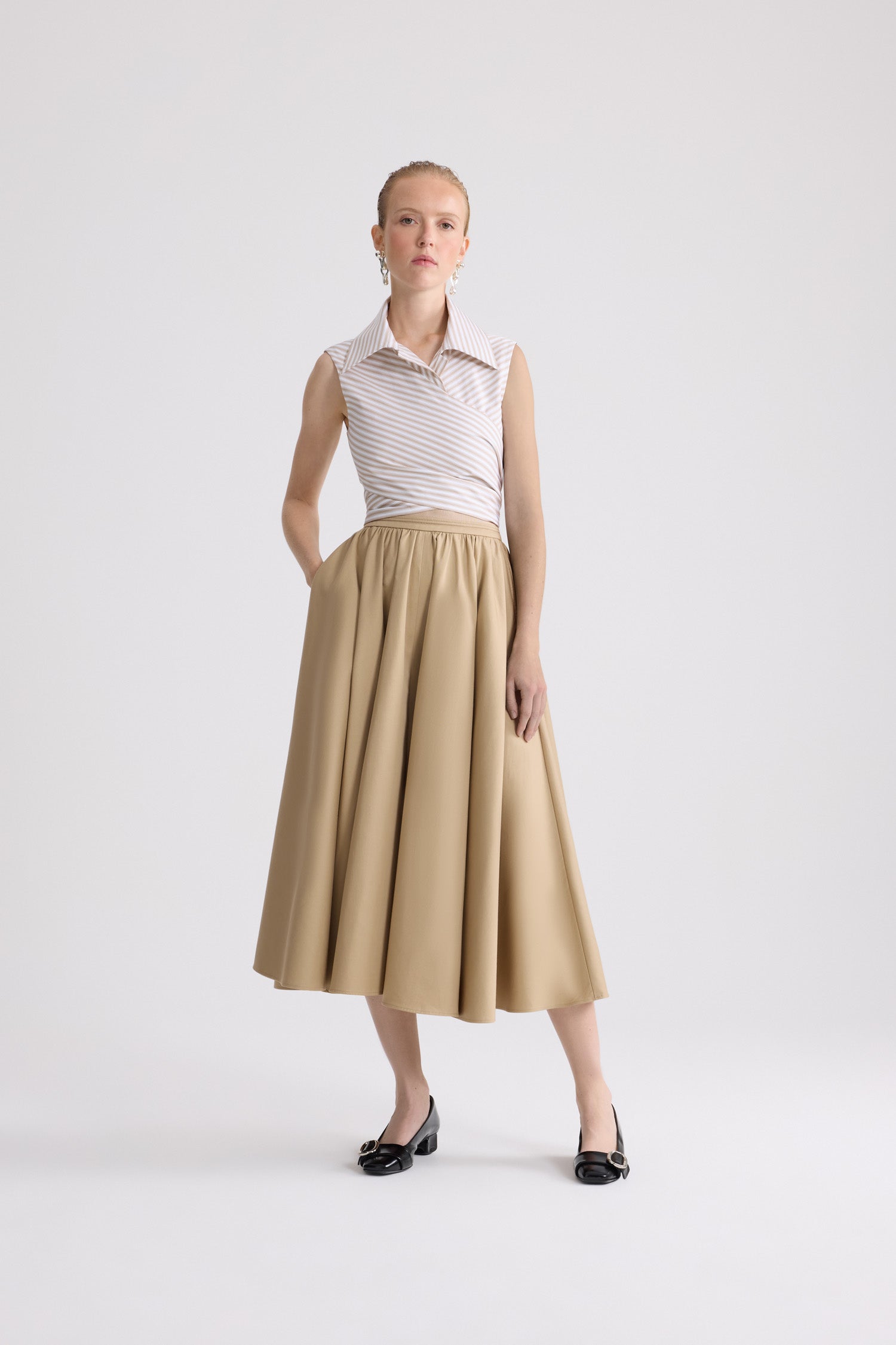 Patou TO167 top rayé marron sans manches coton