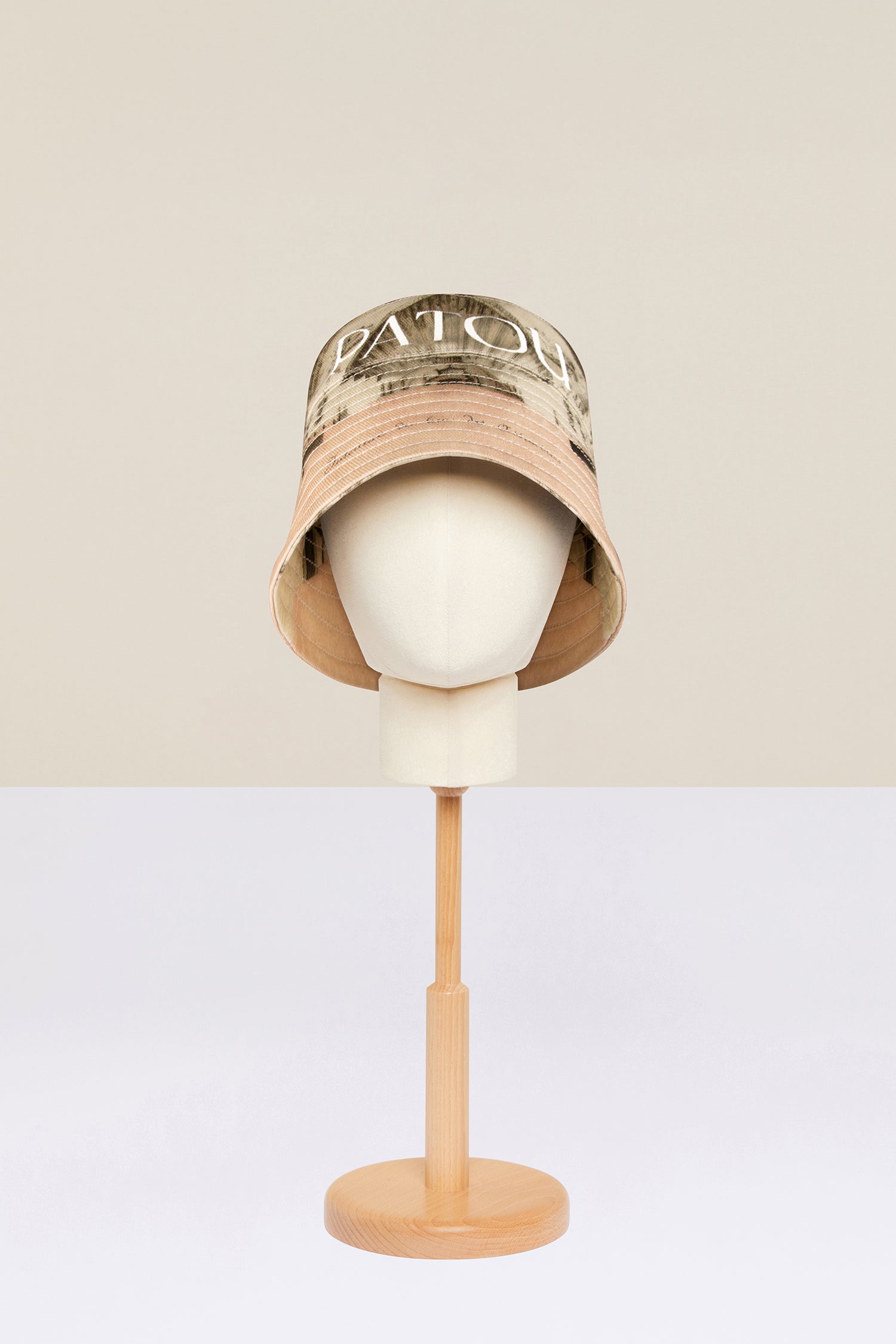 Patou Accessories AC027 bob Amour Island taille S coton bio