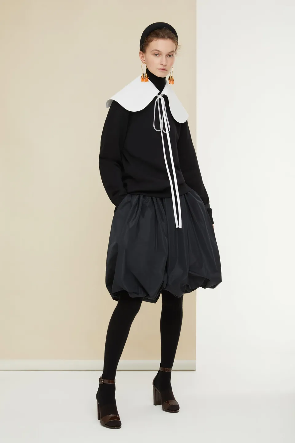 Patou A21JE026 sweat coton bio noir col amovible