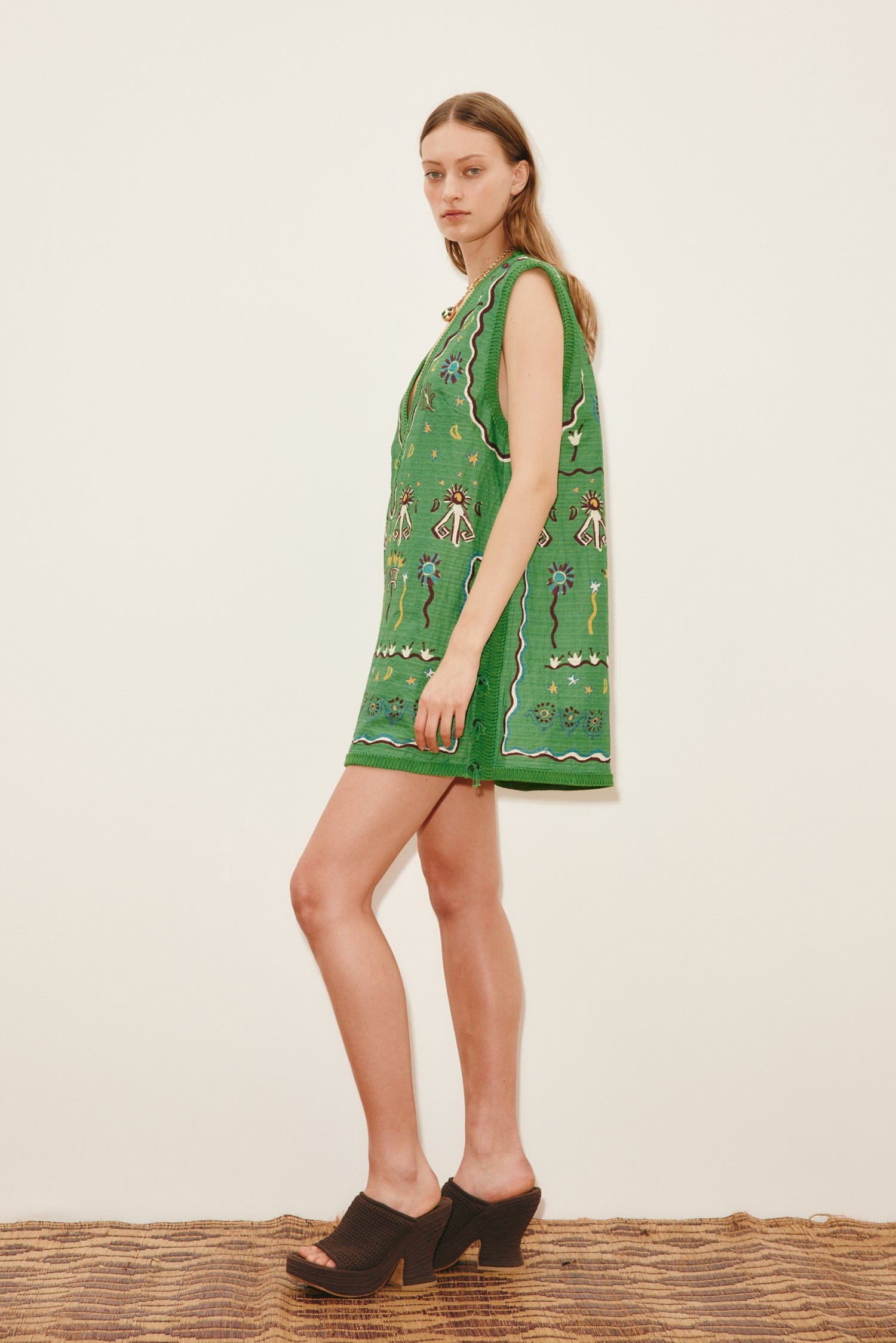 Alemäis Sun Dancer robe mini lin col V doublée