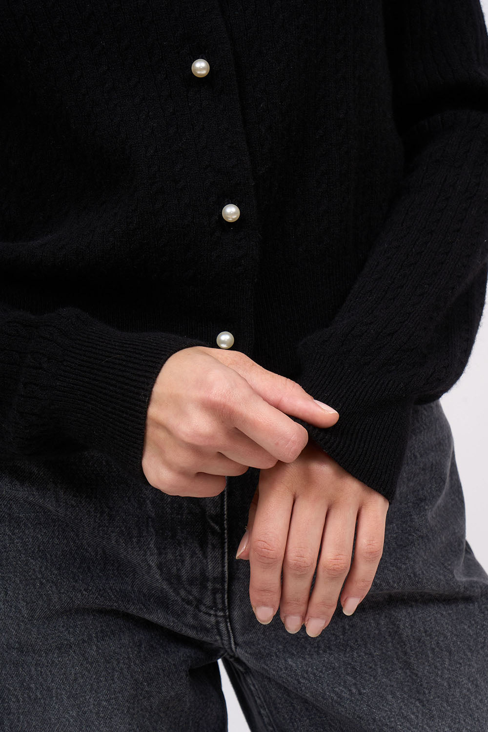 Paul & Joe Joyaux cardigan noir cachemire brodé main