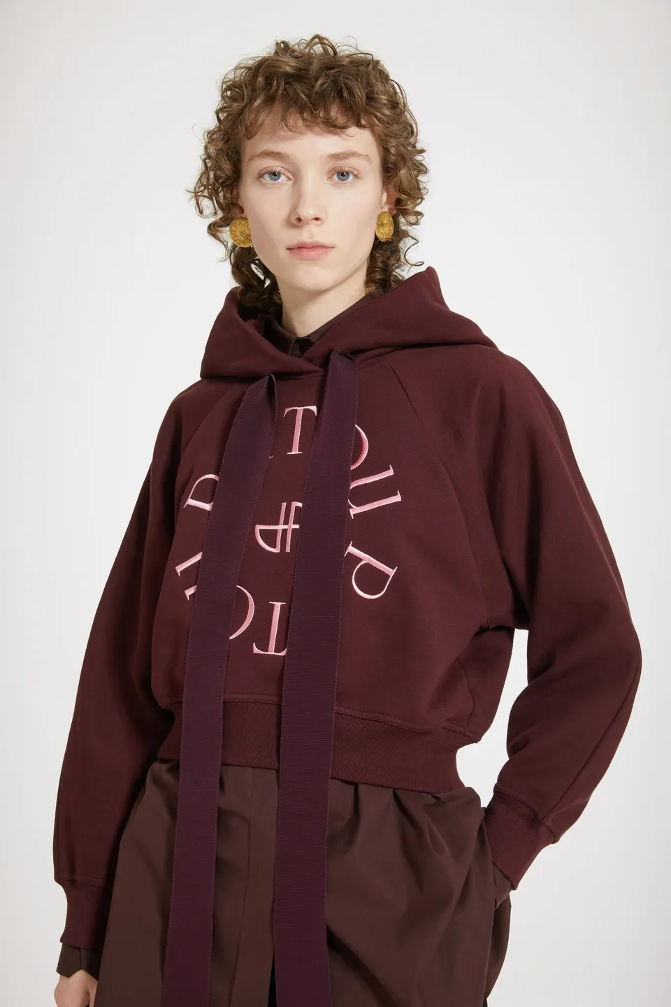 Patou JE069 sweat capuche Medallion dahlia coton bio