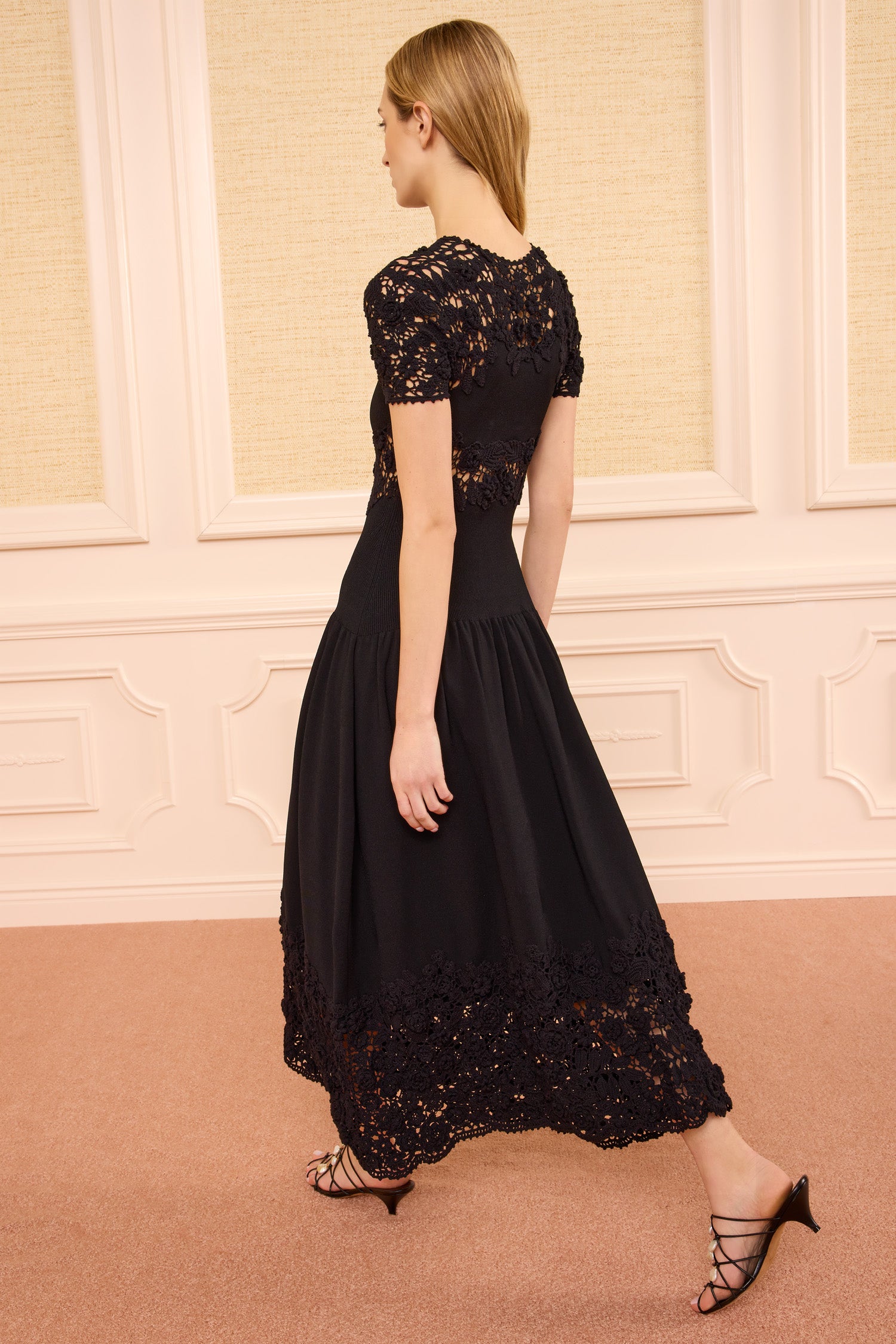 Ulla Johnson Sabrina Robe Crochet Noir Midi Évasée
