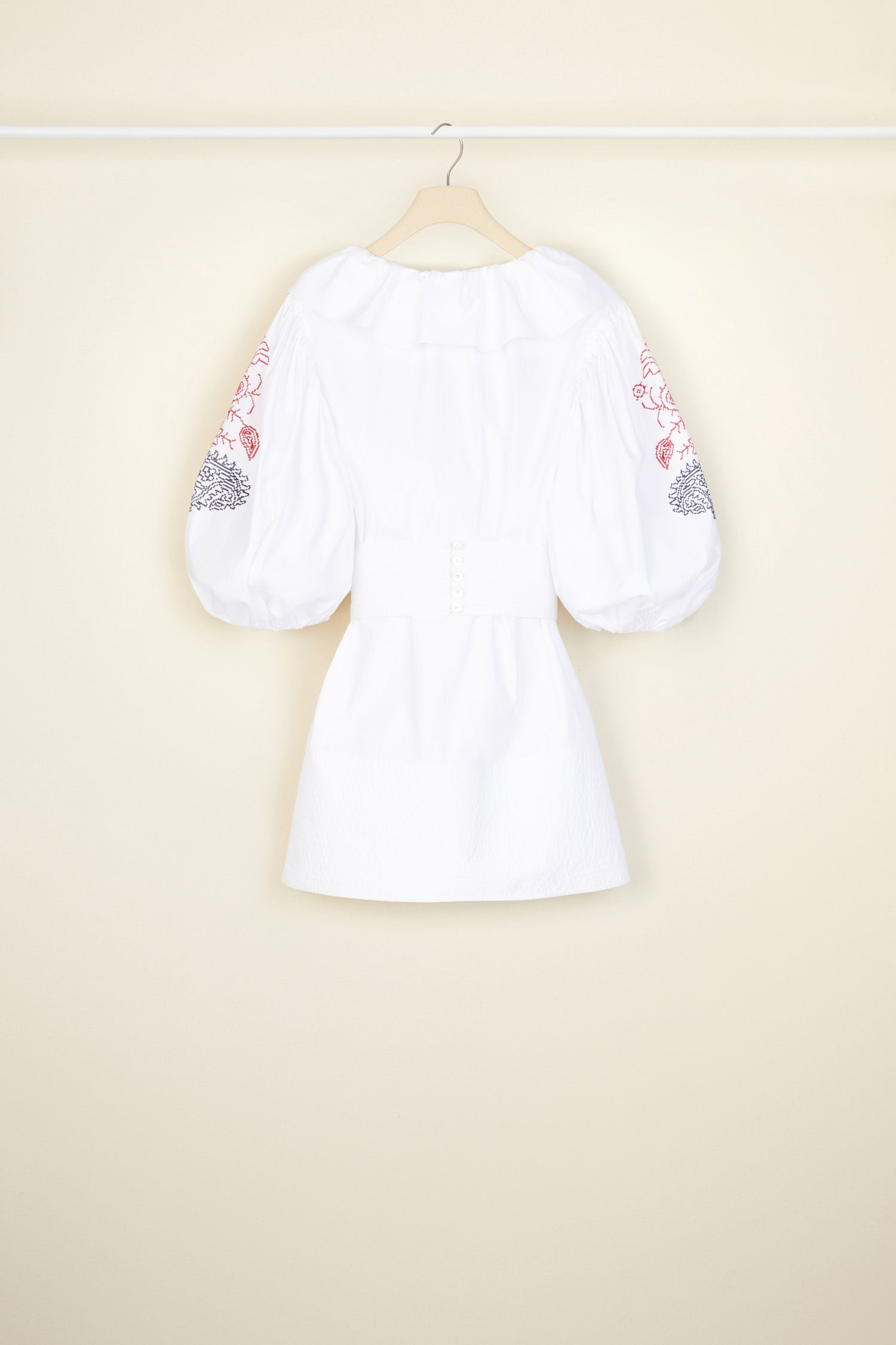 Patou Dresses P21DR0710017001W robe White mini coton bio brodée