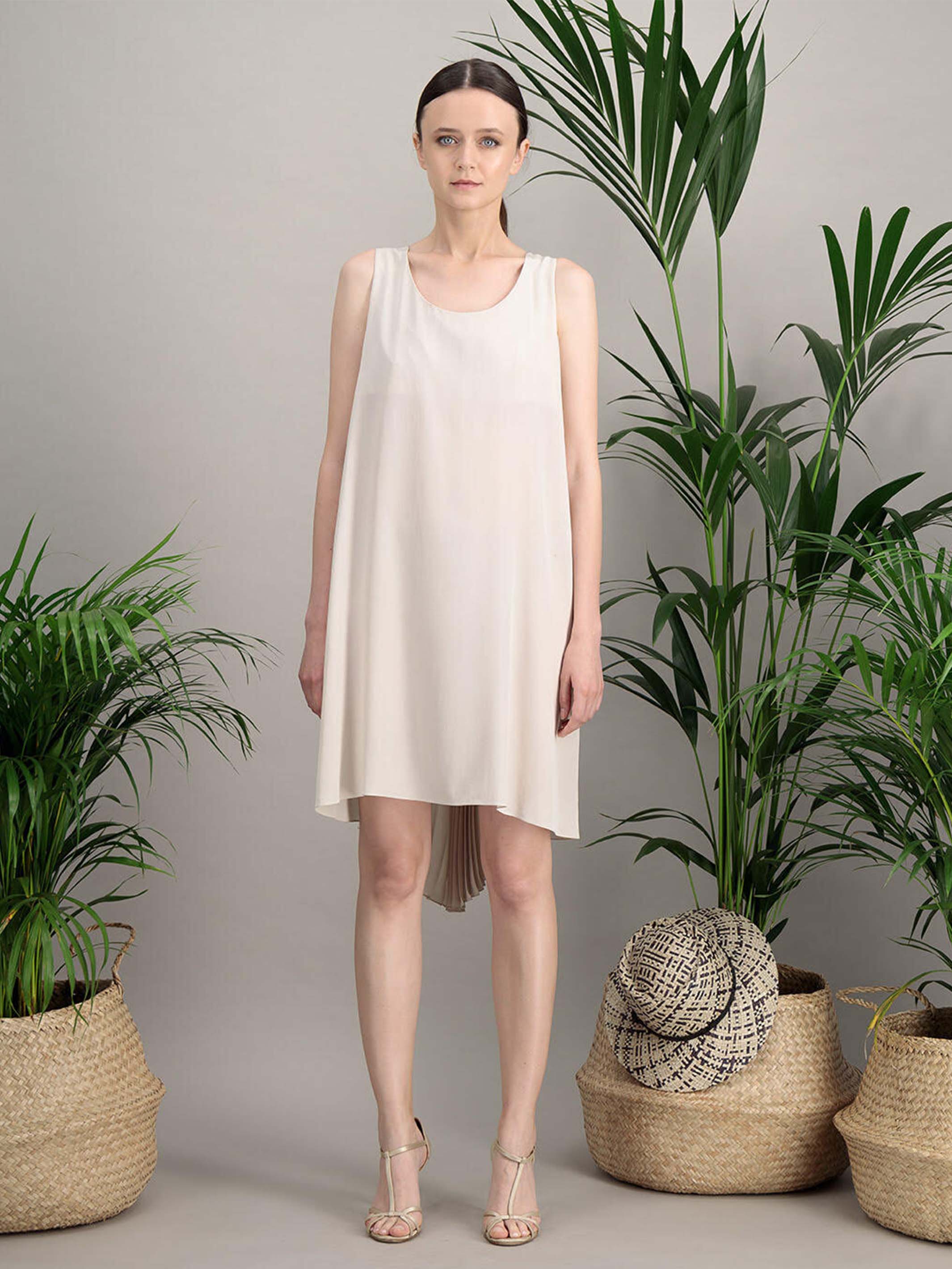 Anahide Saint André Amaya robe crêpe soie blanc sable