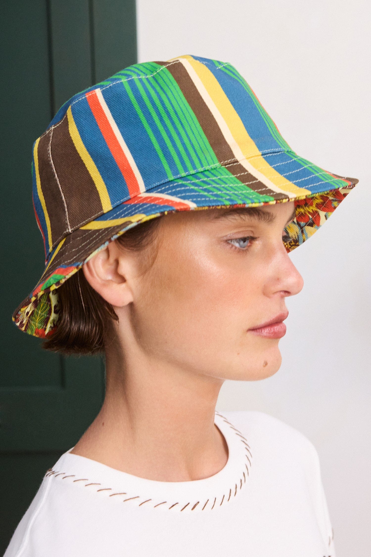 Alemäis Charlie bob réversible coton floral rayé