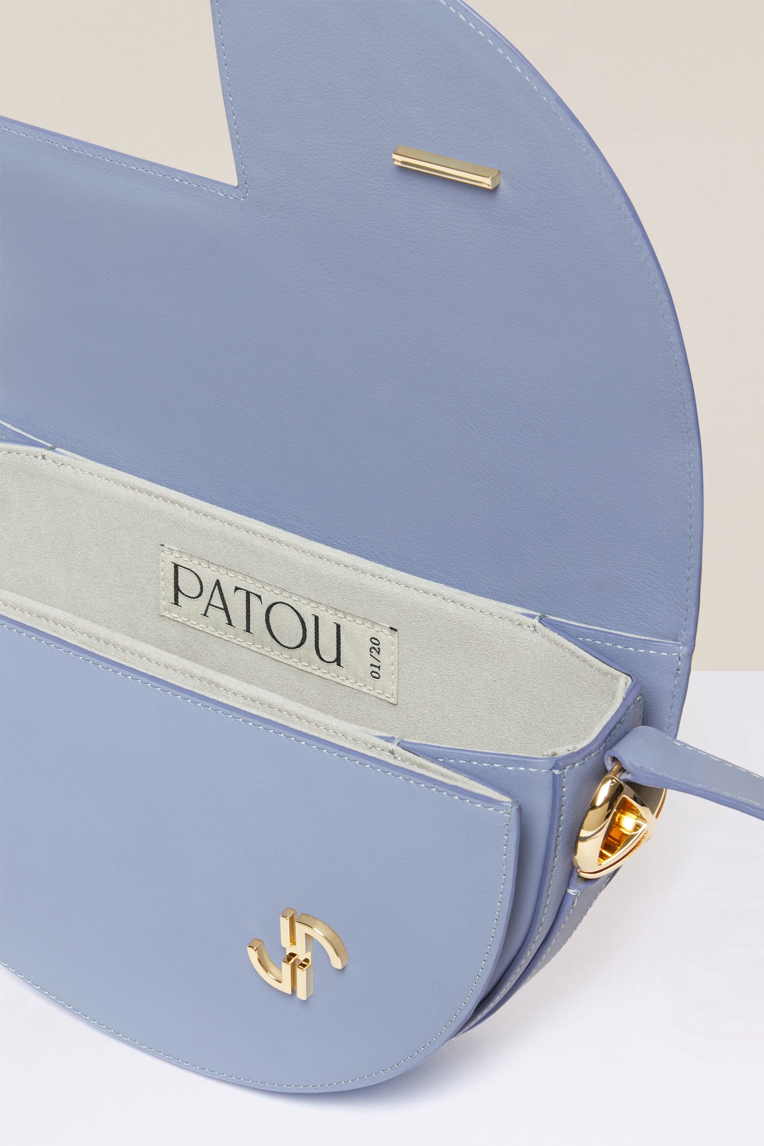 Patou P22BA0015001626B sac cuir bleu ciel